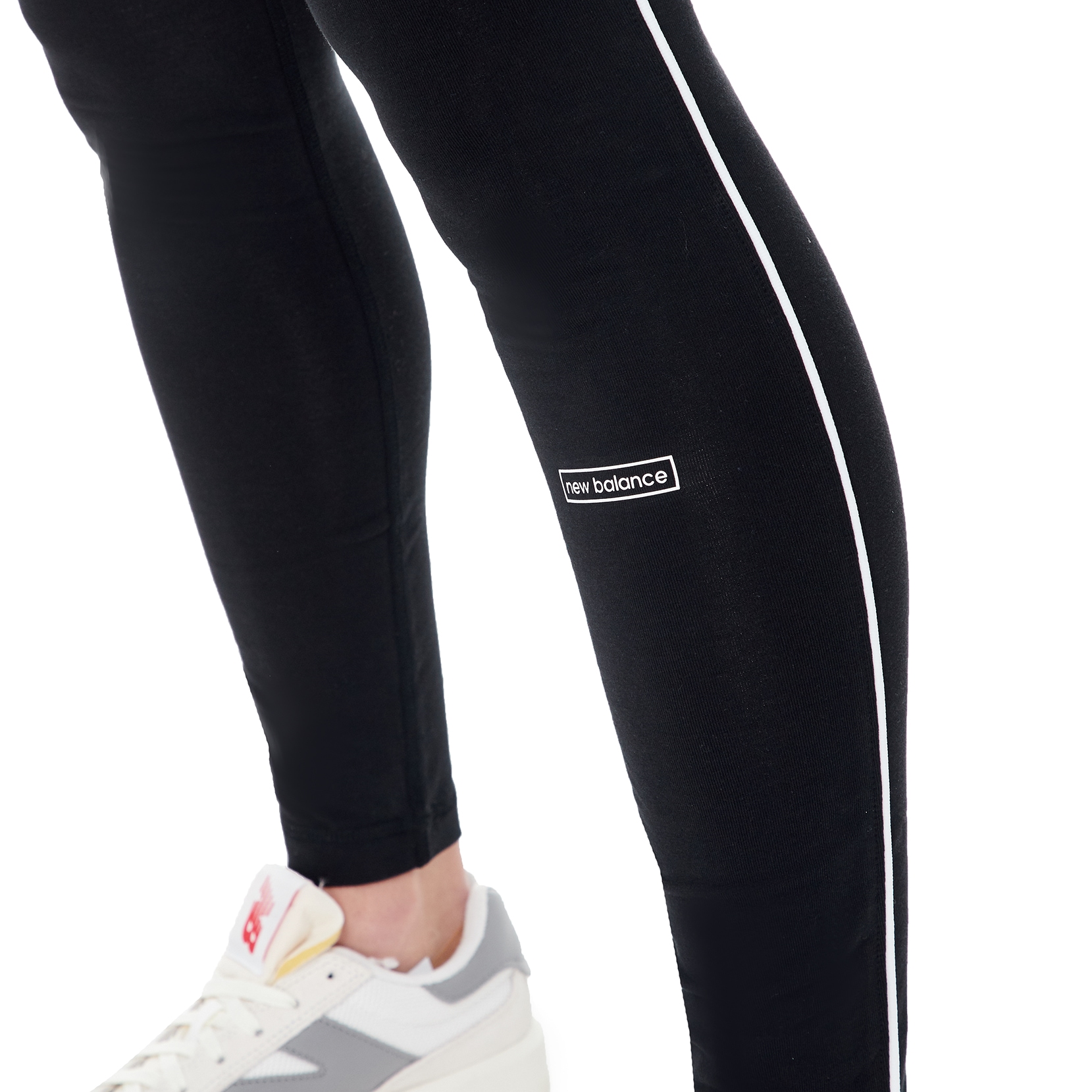 Тайтси Essentials