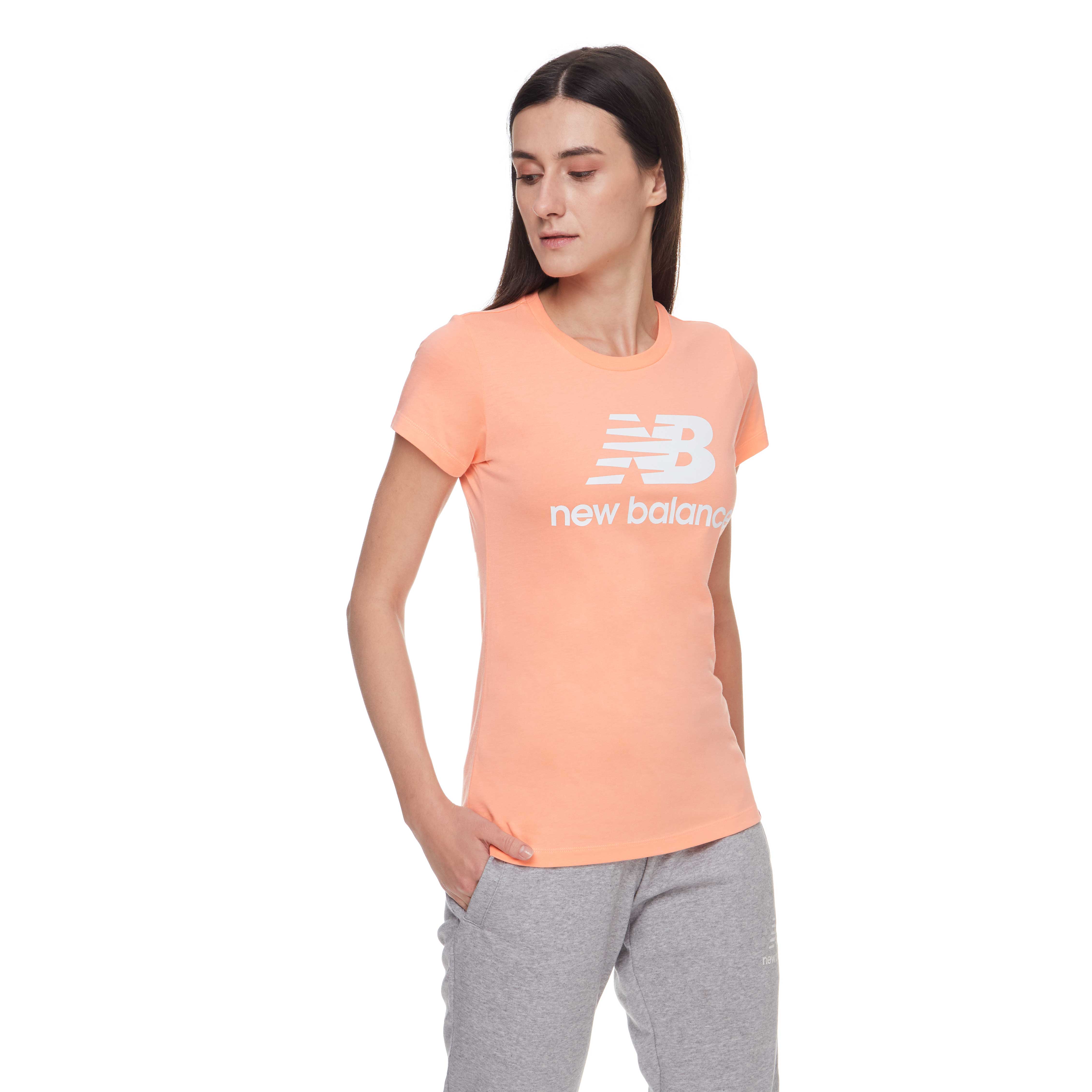 Футболка Essentials Stacked Logo