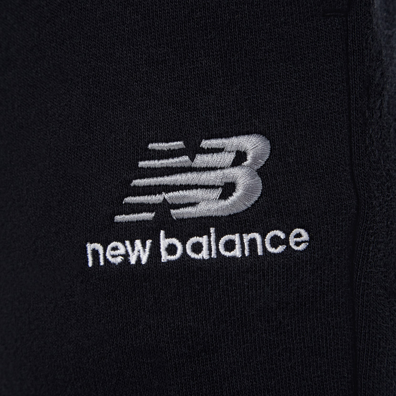 Спортивні брюки NB Essentials Embroidered