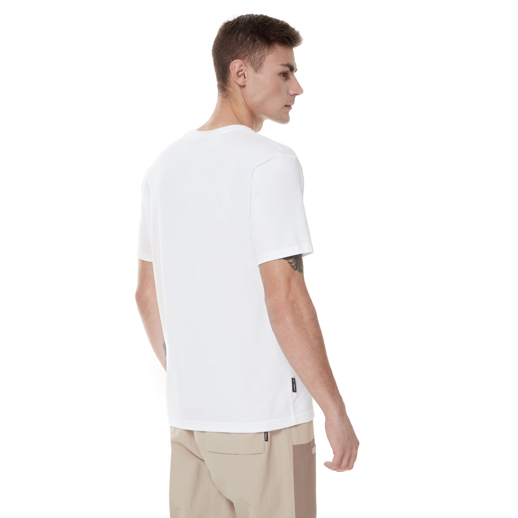 Футболка AT Graphic Tee