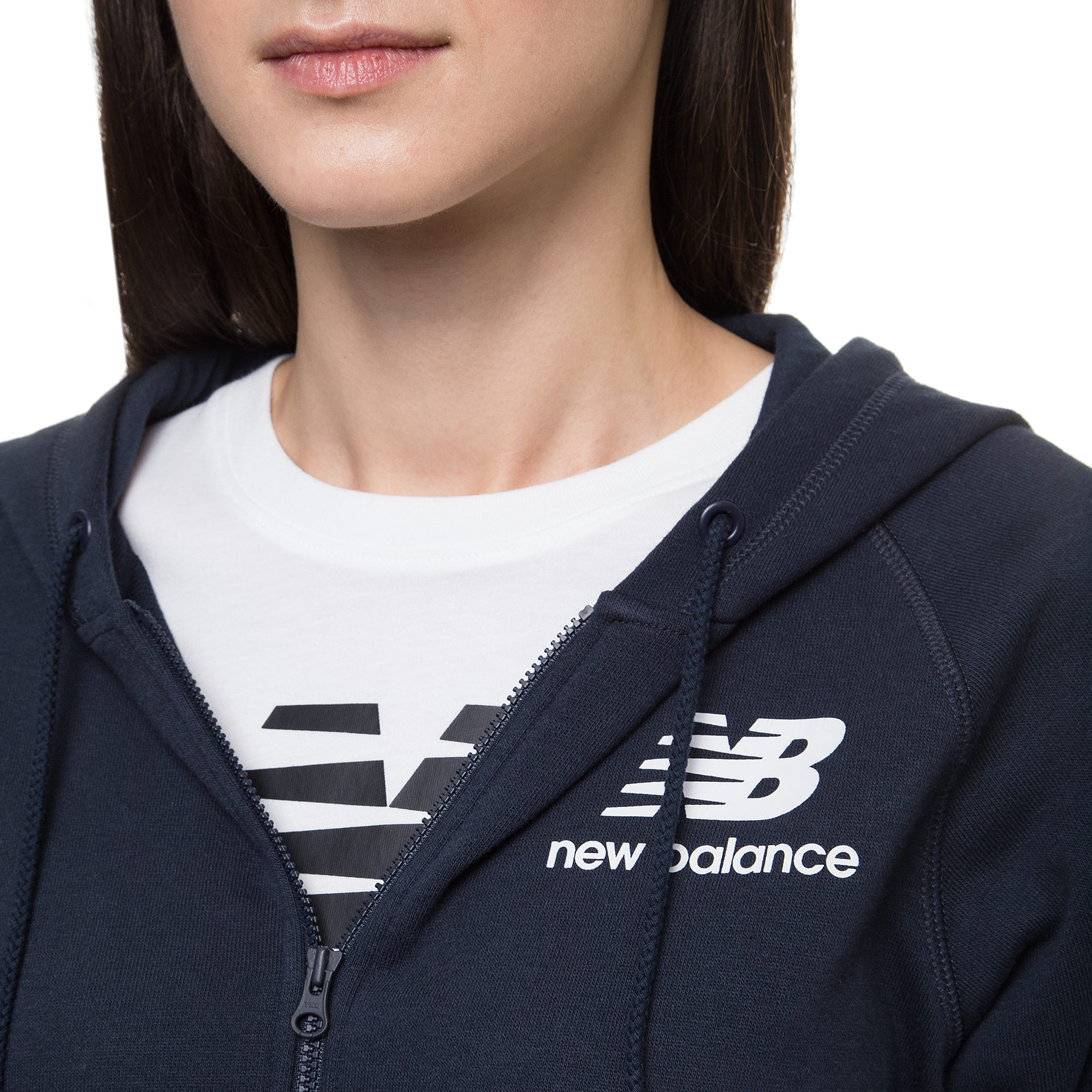 Спортивна куртка Essentials