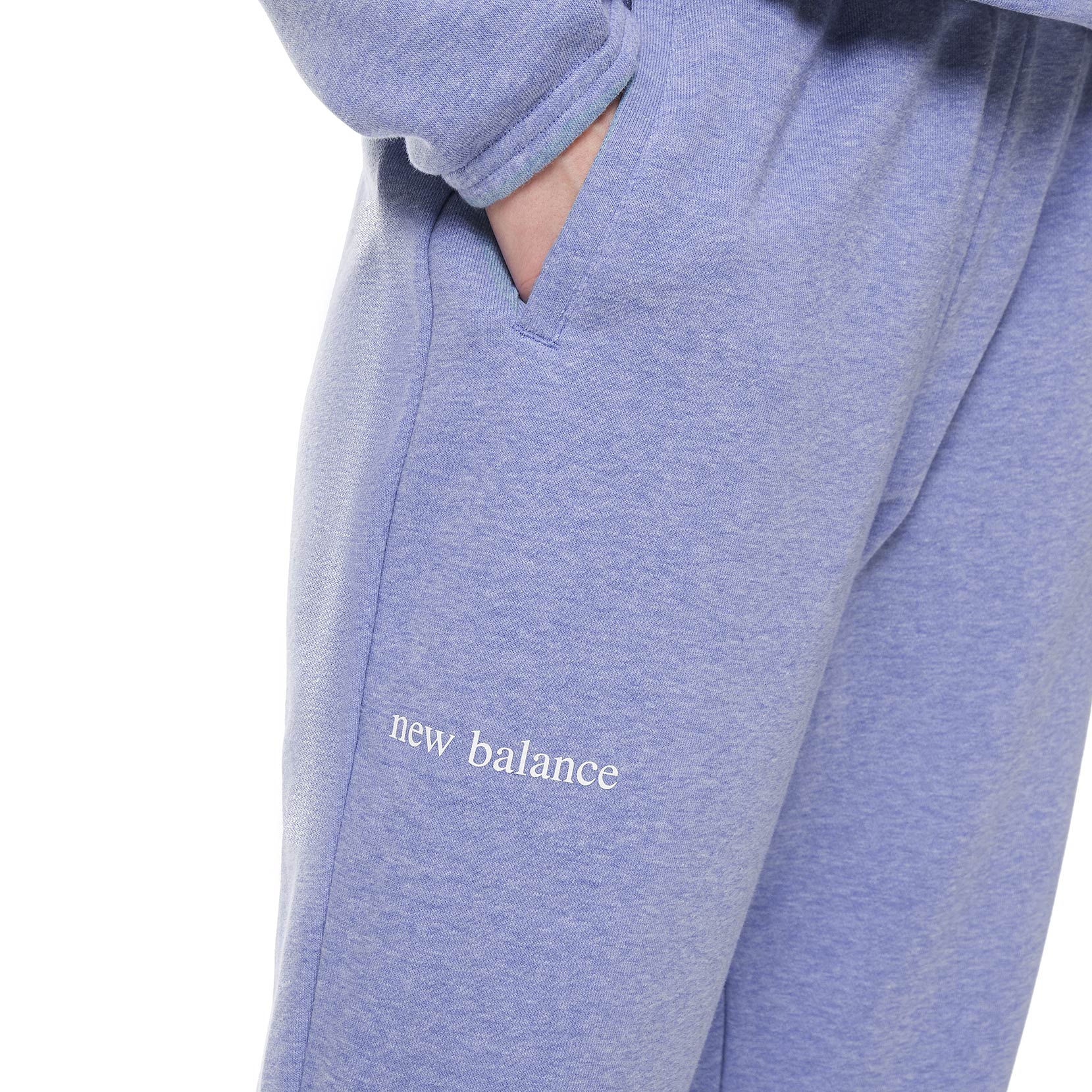 Спортивні брюки Essentials Balanced