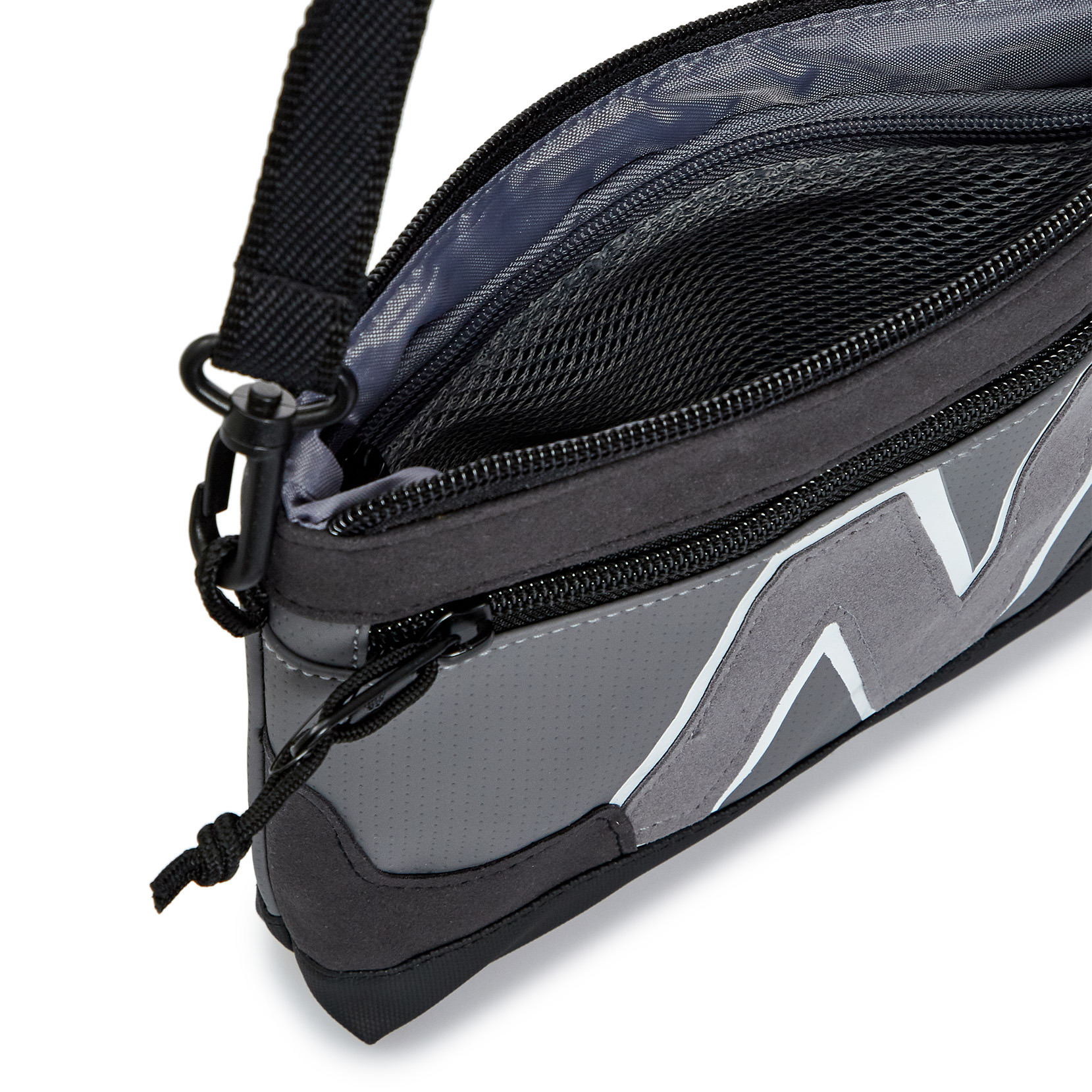 Сумка Legacy Shoulder