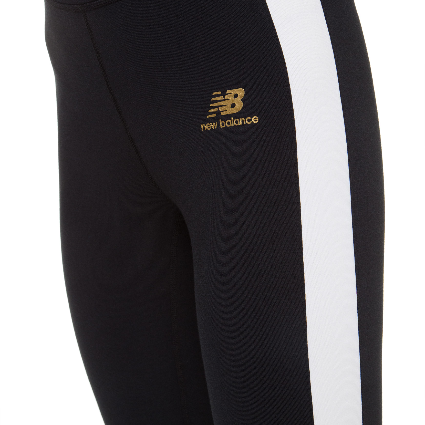 Тайтси NB Athletics Podium