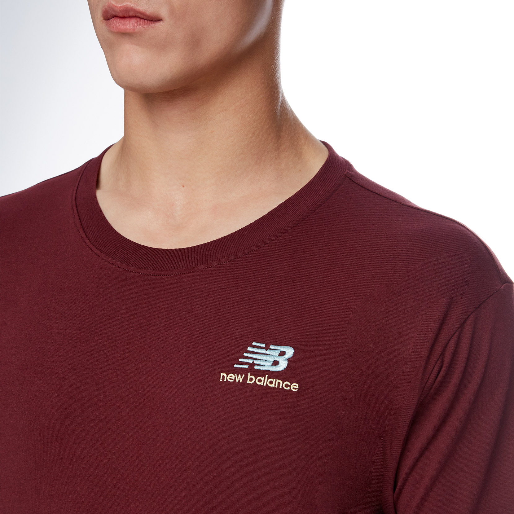 Футболка NB Ess Embroidered