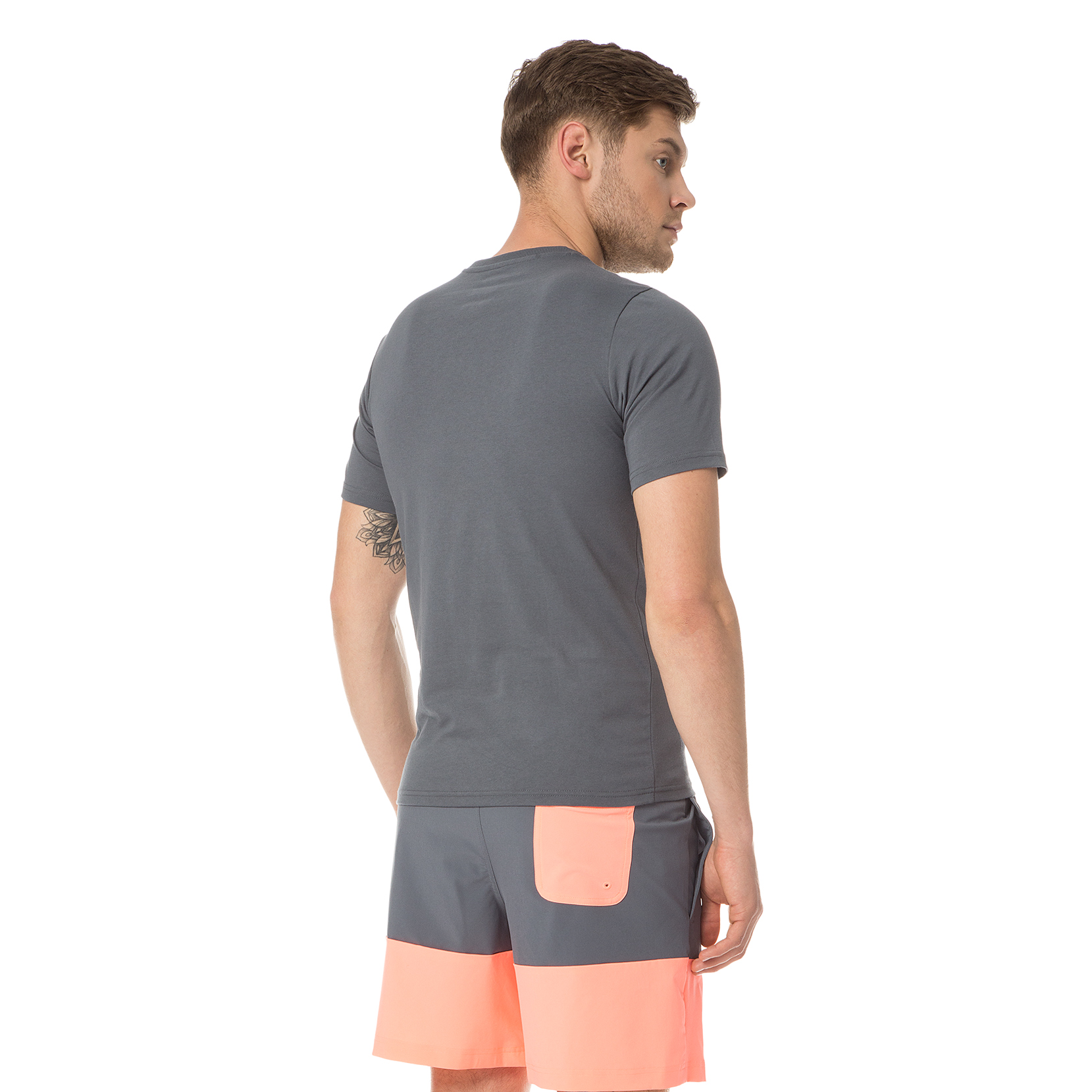 Футболка Layout