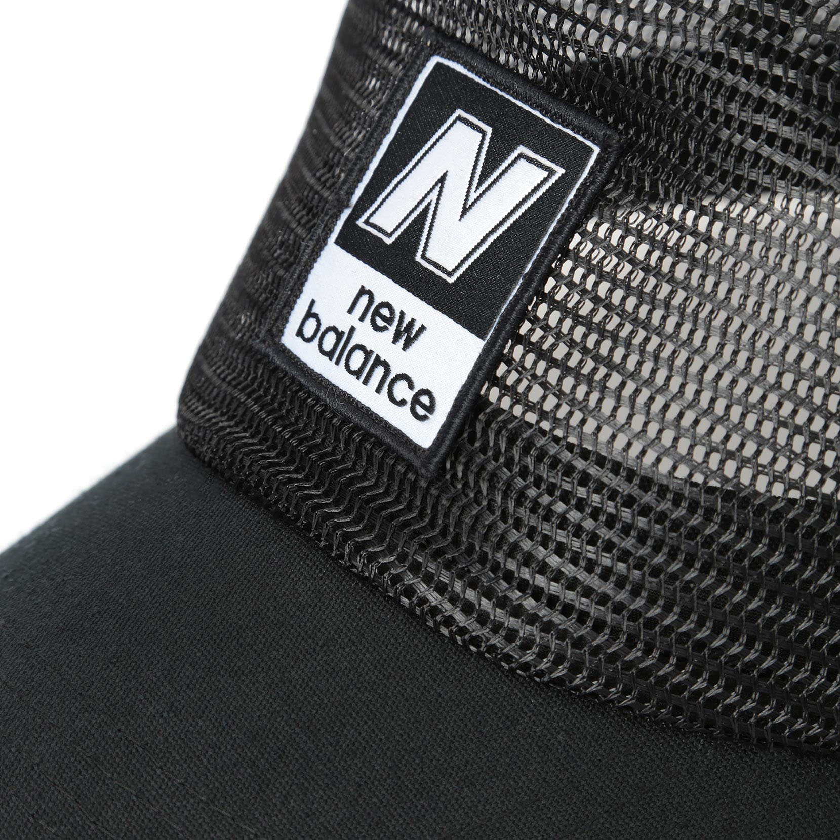 Кепка Essentials Trucker