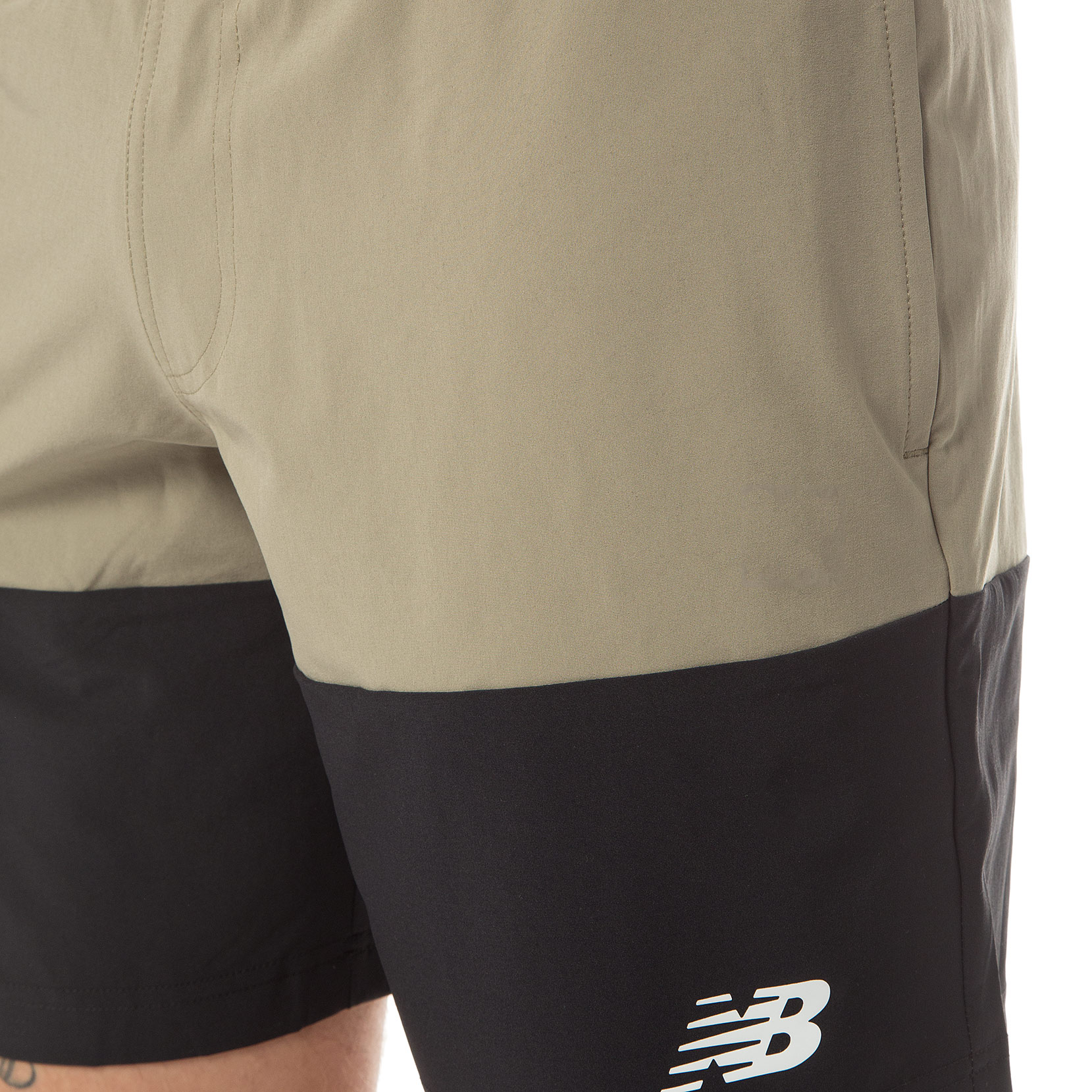 Шорти Essentials