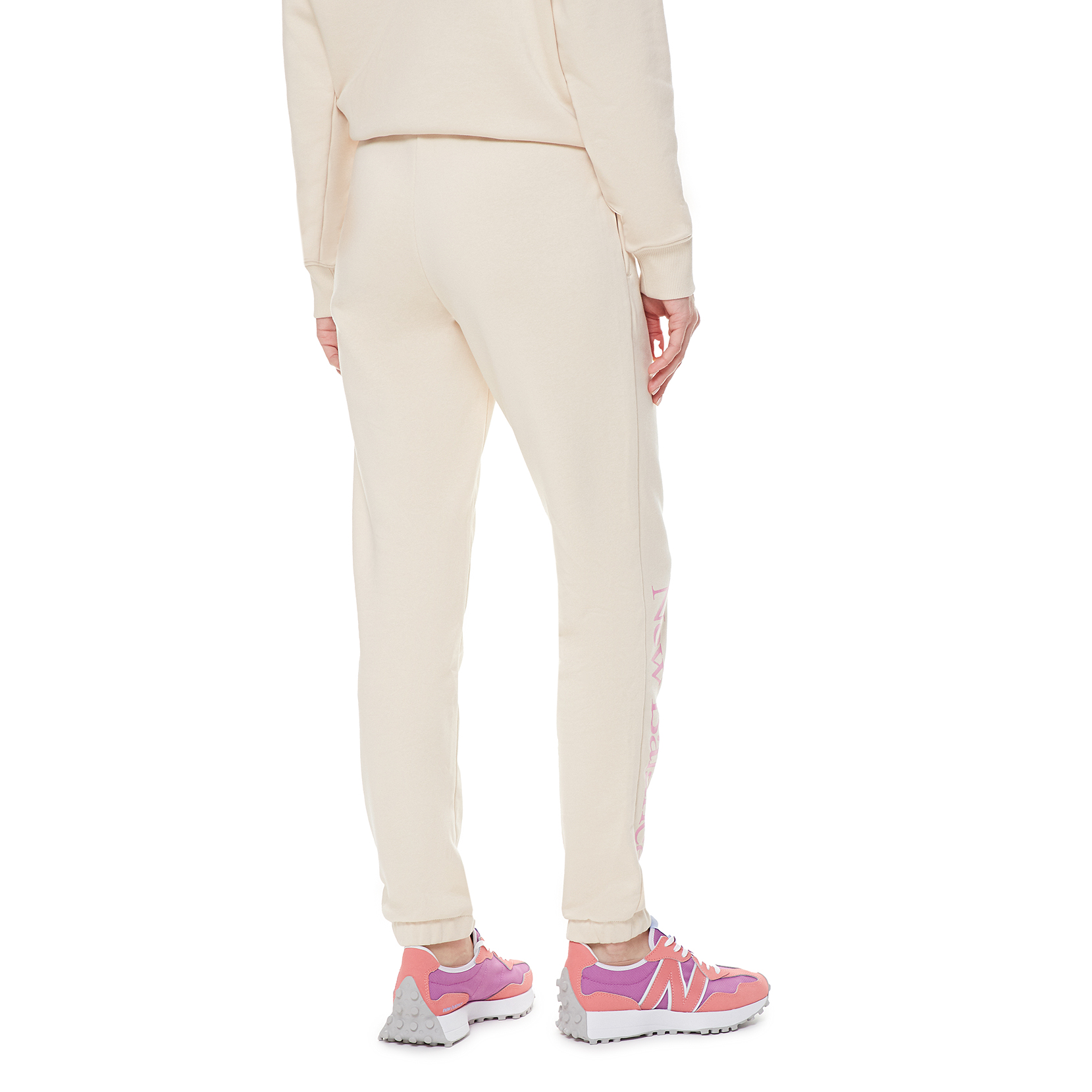 Спортивні брюки Essentials Celebrate