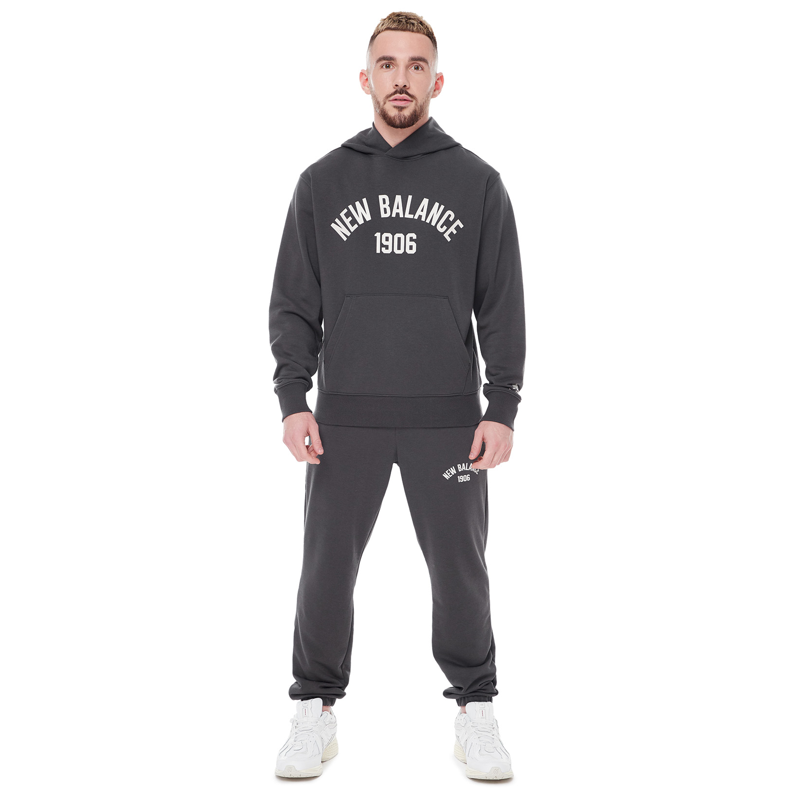 Спортивні брюки Essentials Varsity