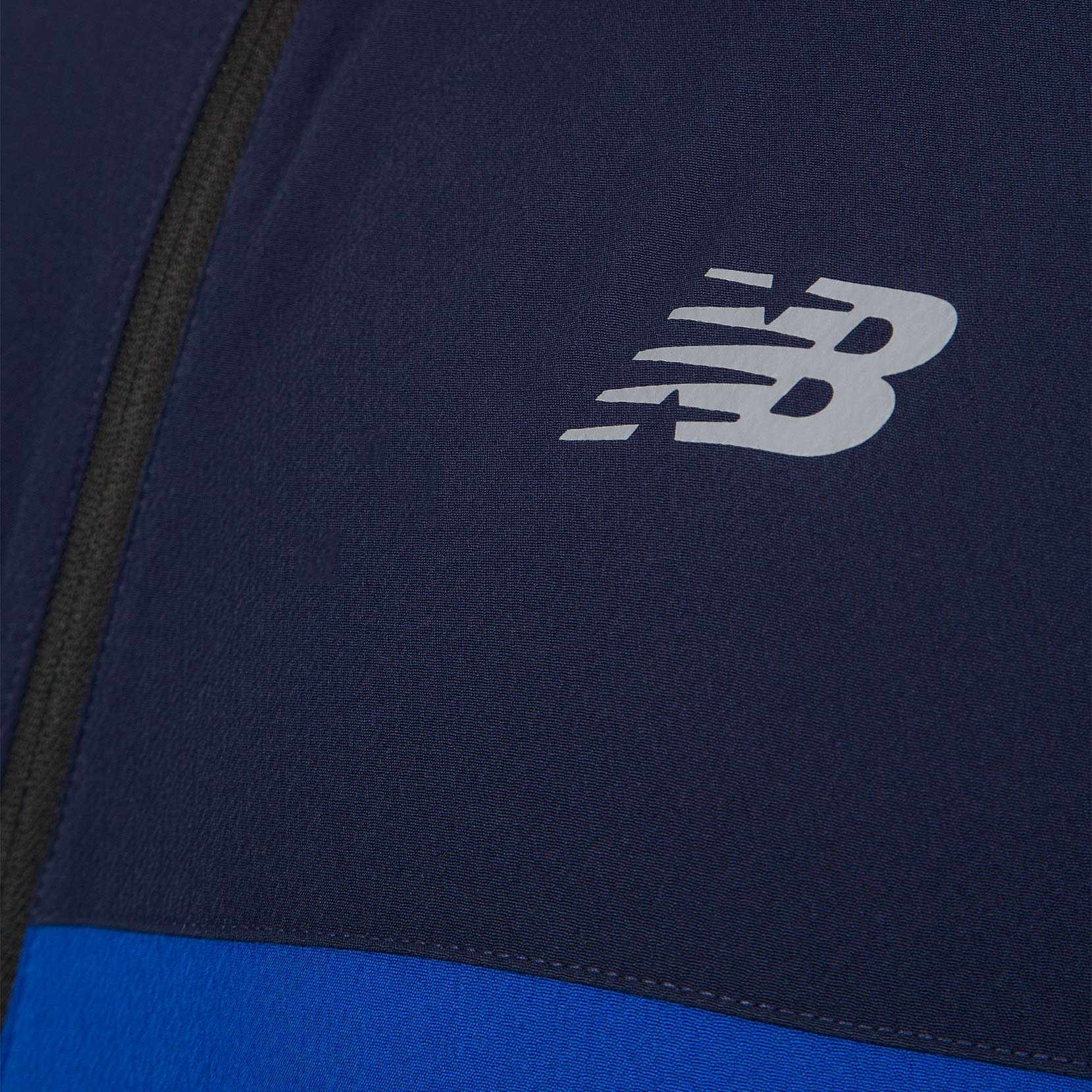 Спортивна куртка TENACITY