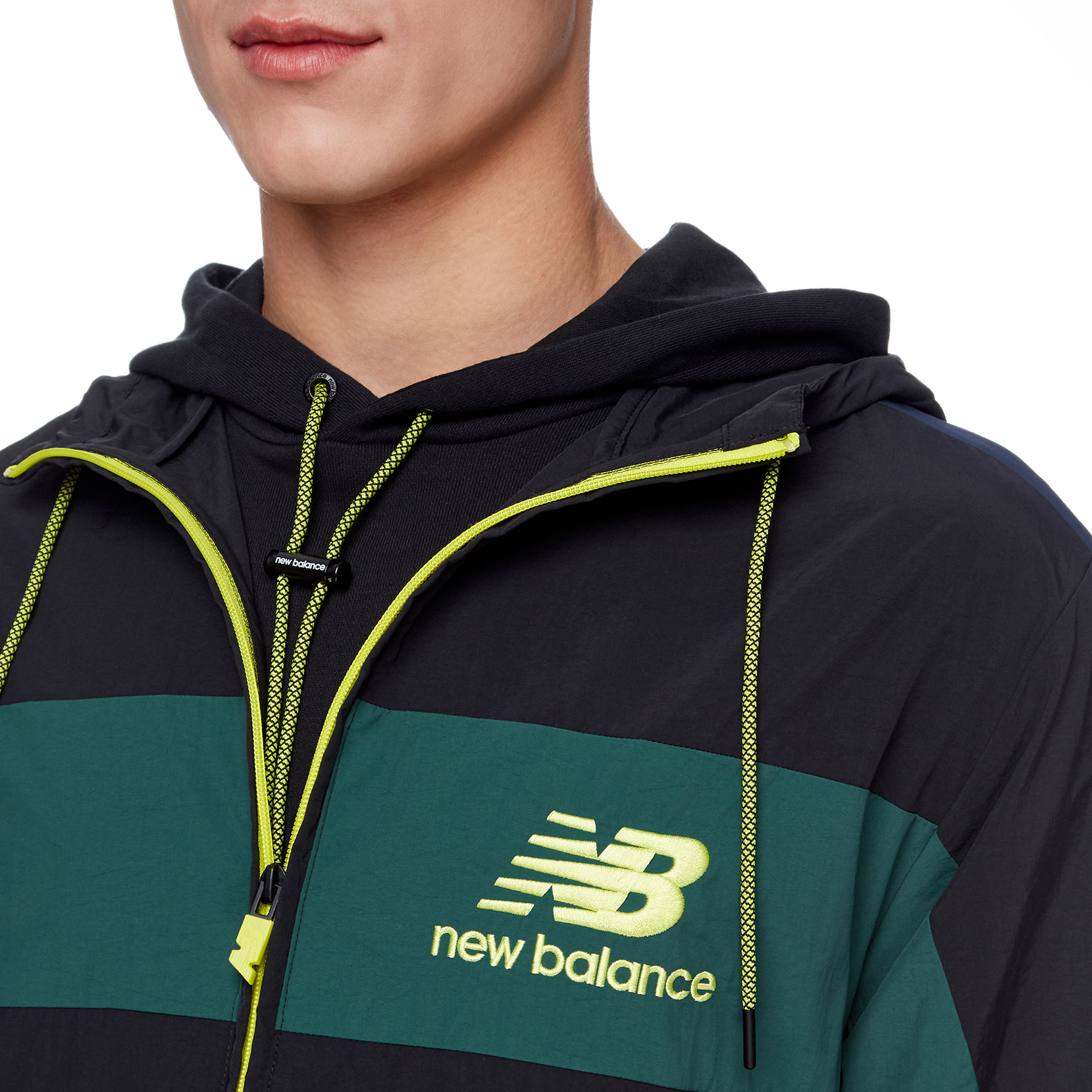 Вітрозахисна куртка NB Athletics HL Windbr