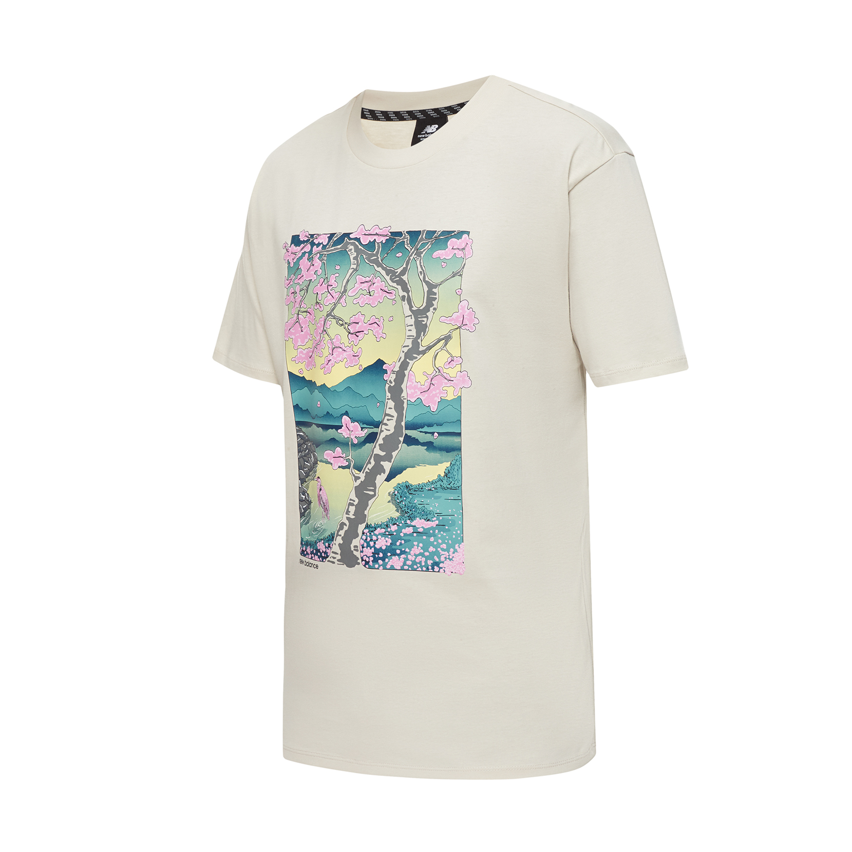 Футболка AT Graphic