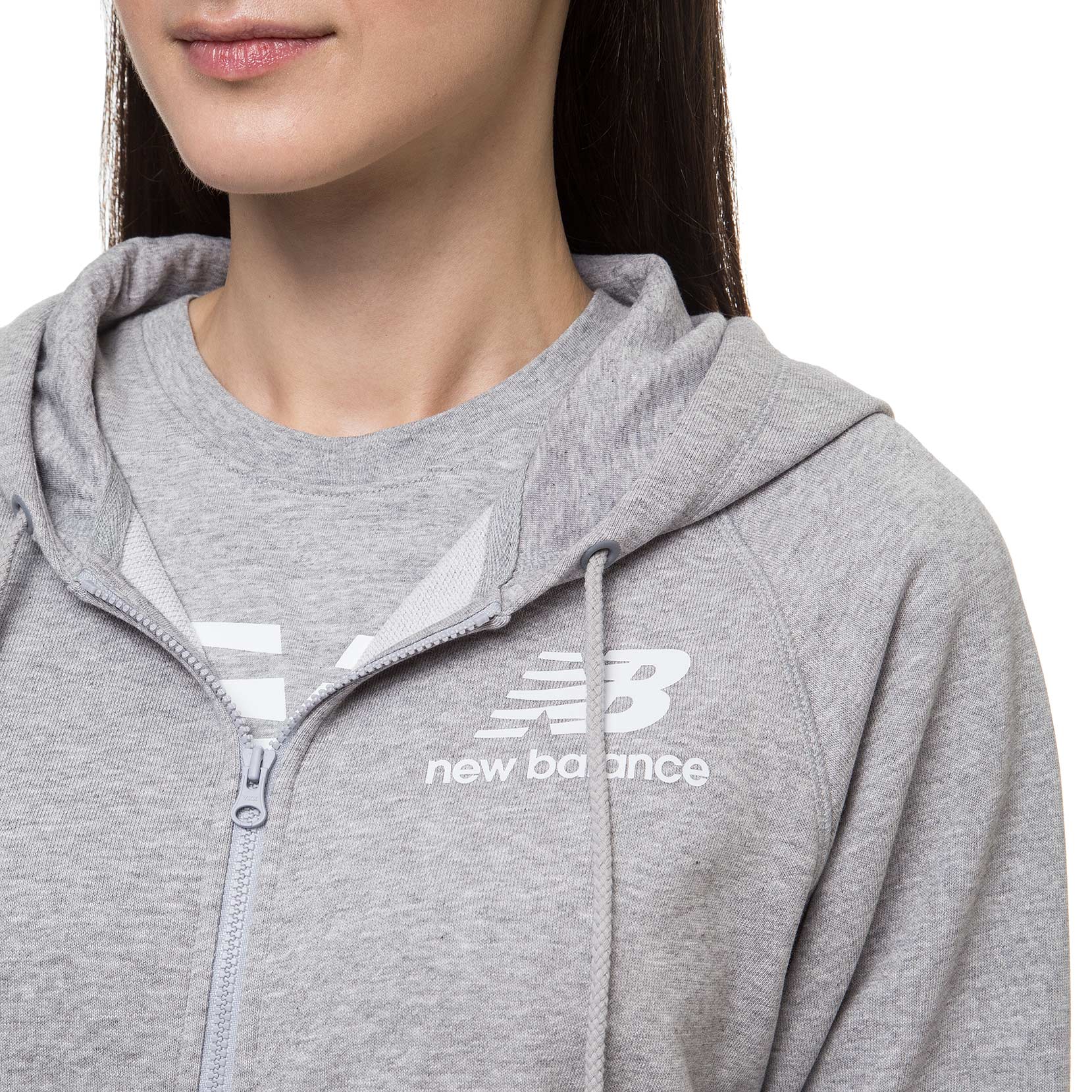 Спортивна куртка Essentials