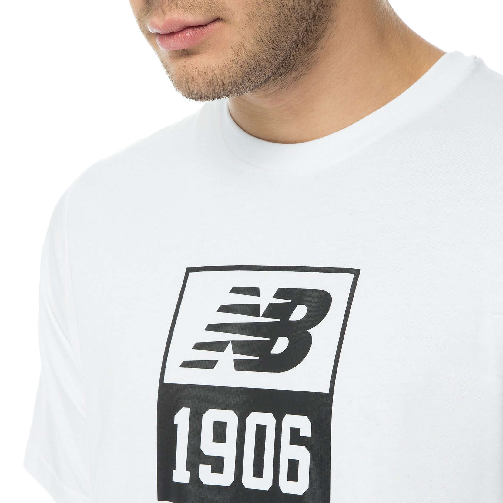 Футболка Essentials 1906