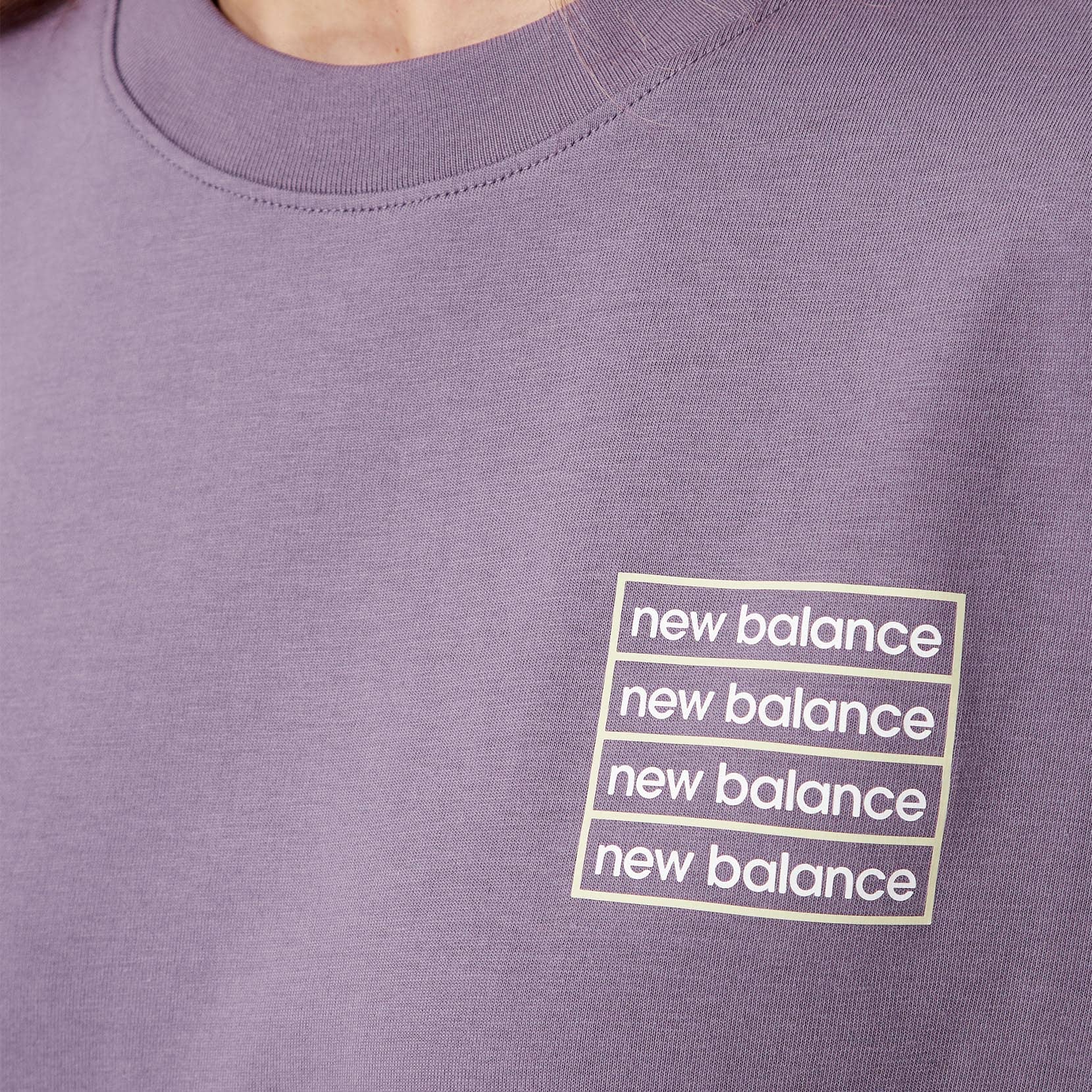 Футболка Essentials