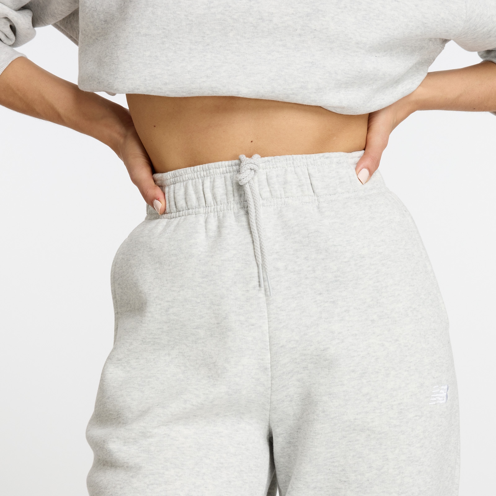 Спортивні брюки Sport Essentials Fleece