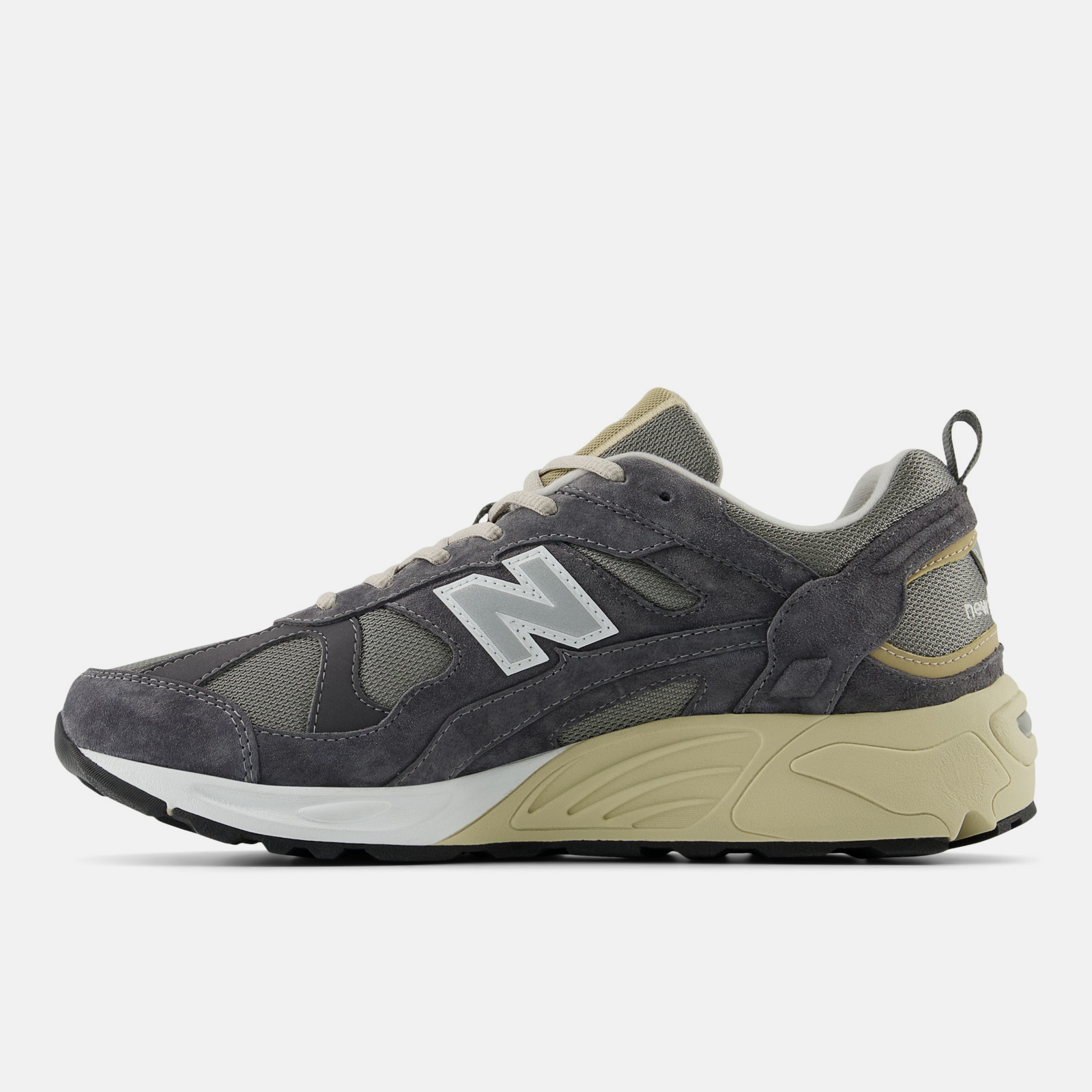 New Balance 878