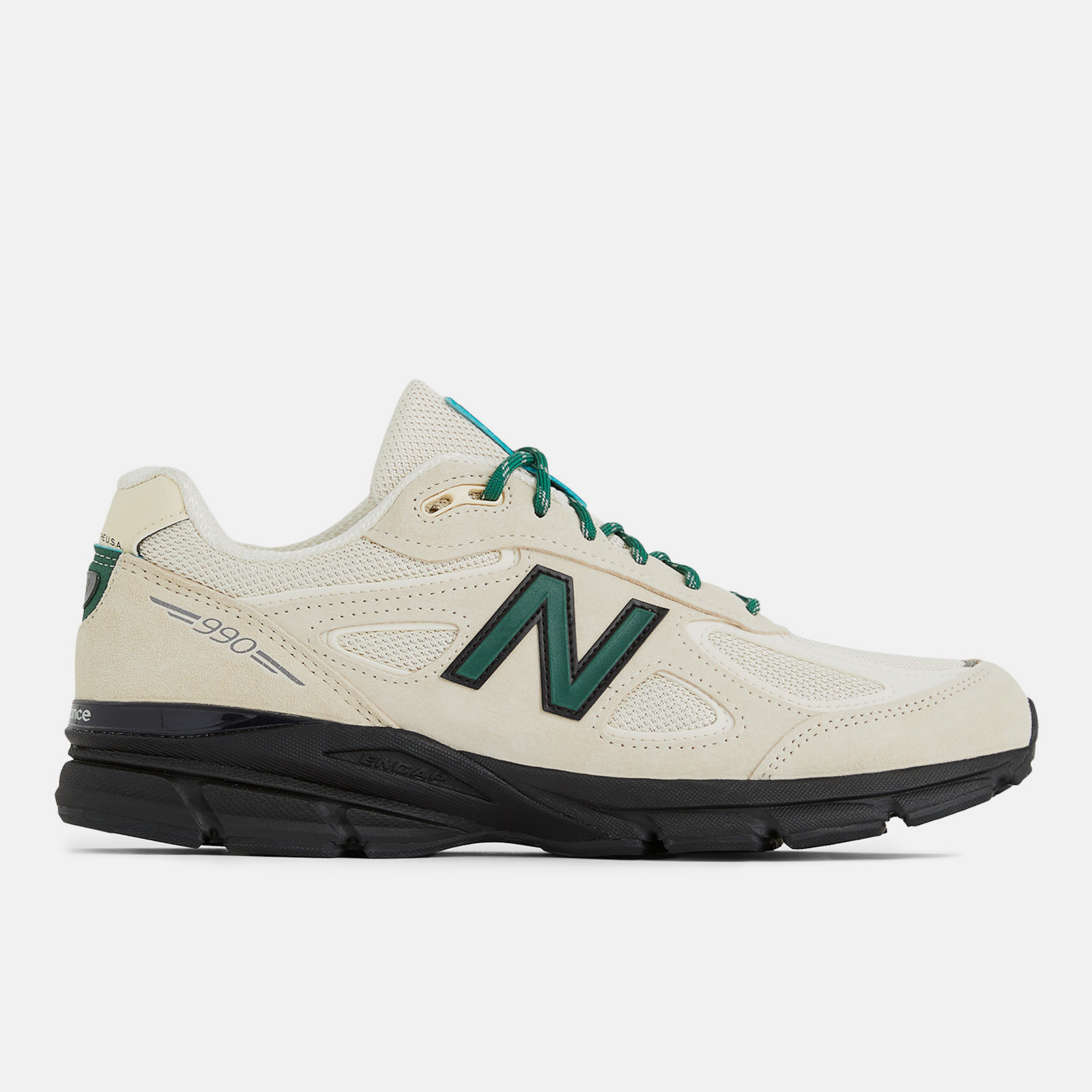 New Balance MiUS 990v4