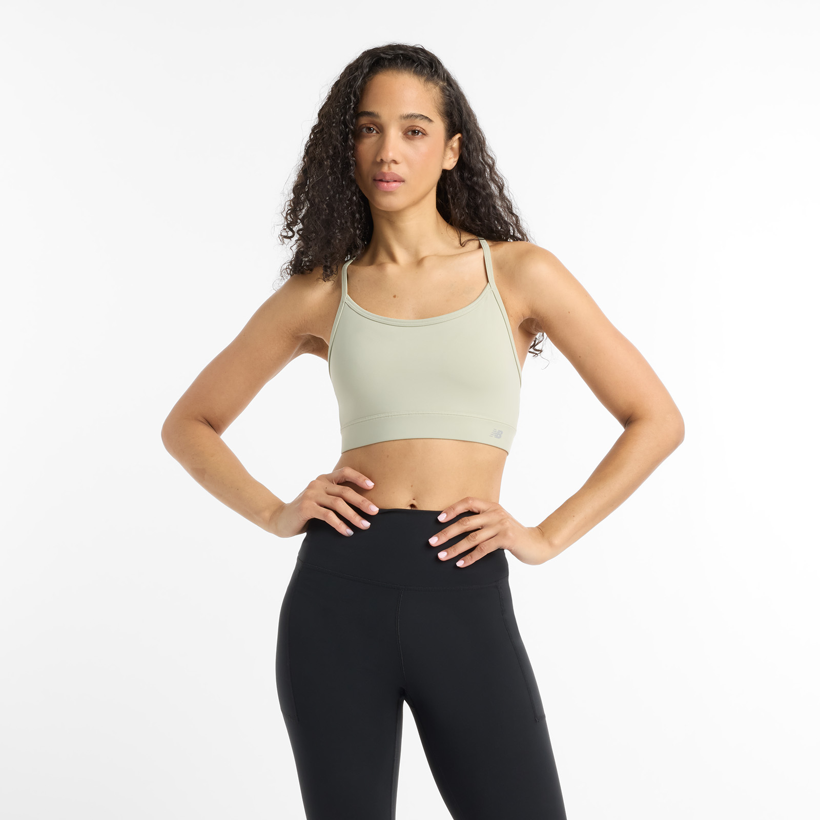 Топ NB Essential Yoga