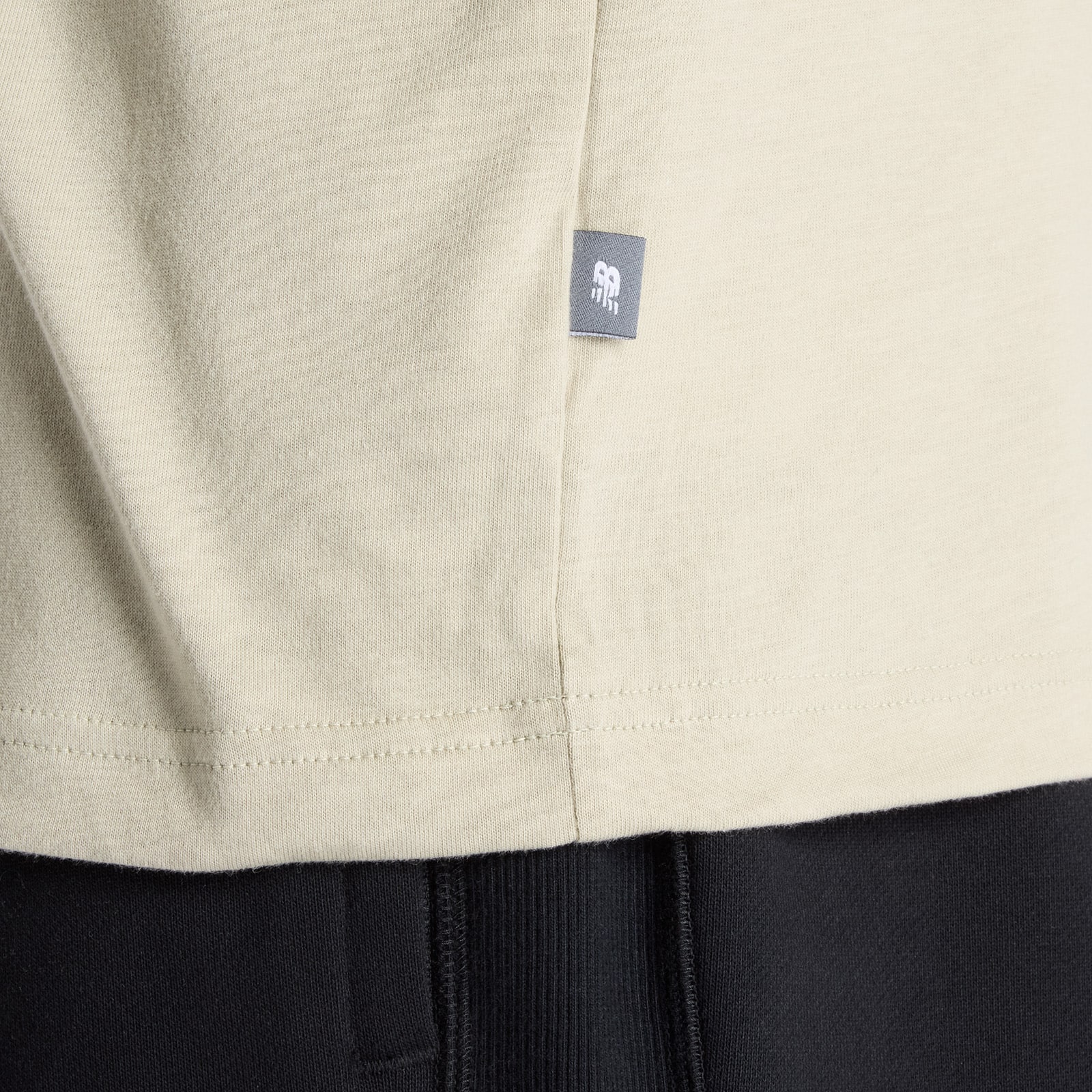 Футболка Reimagined Graphic