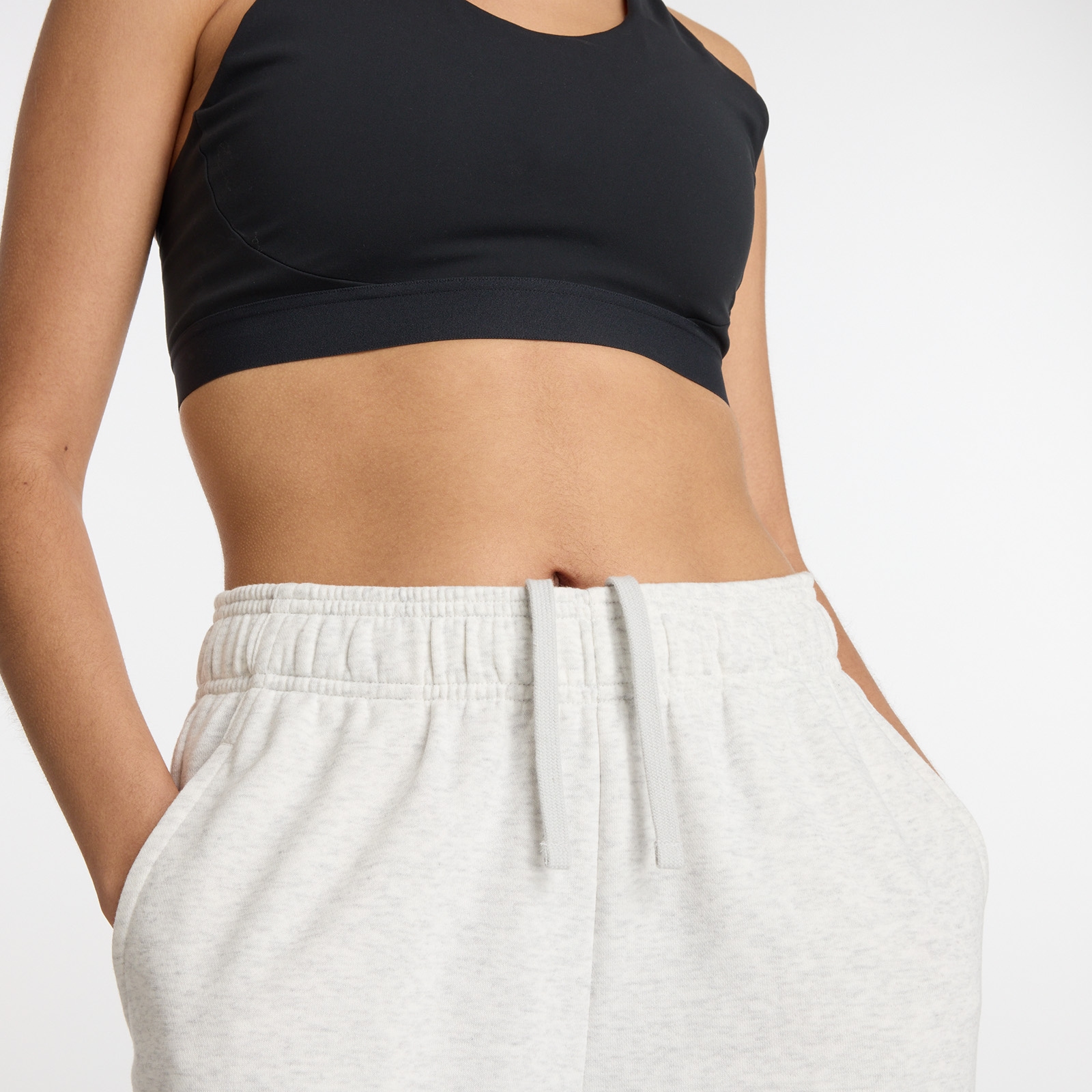 Спортивні брюки Sport Essentials