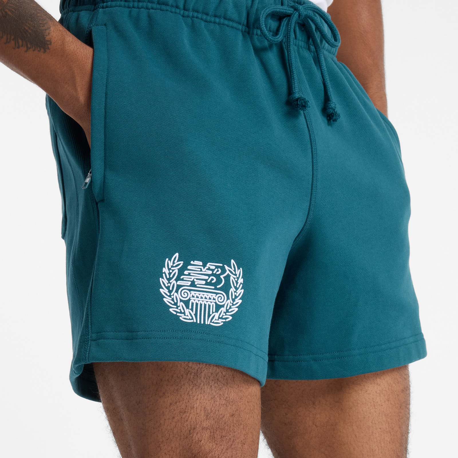 Шорти X Debut Sculpture