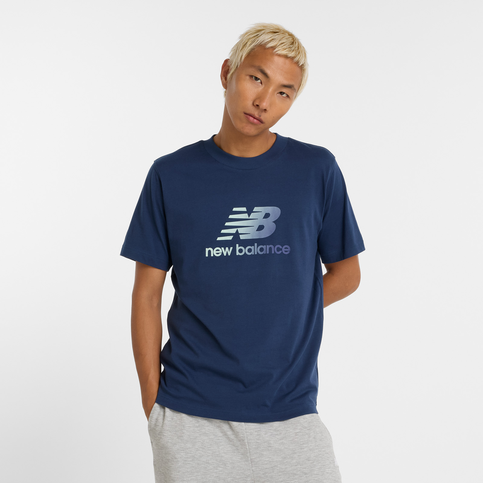 Футболка Sport Essentials Gradient Logo