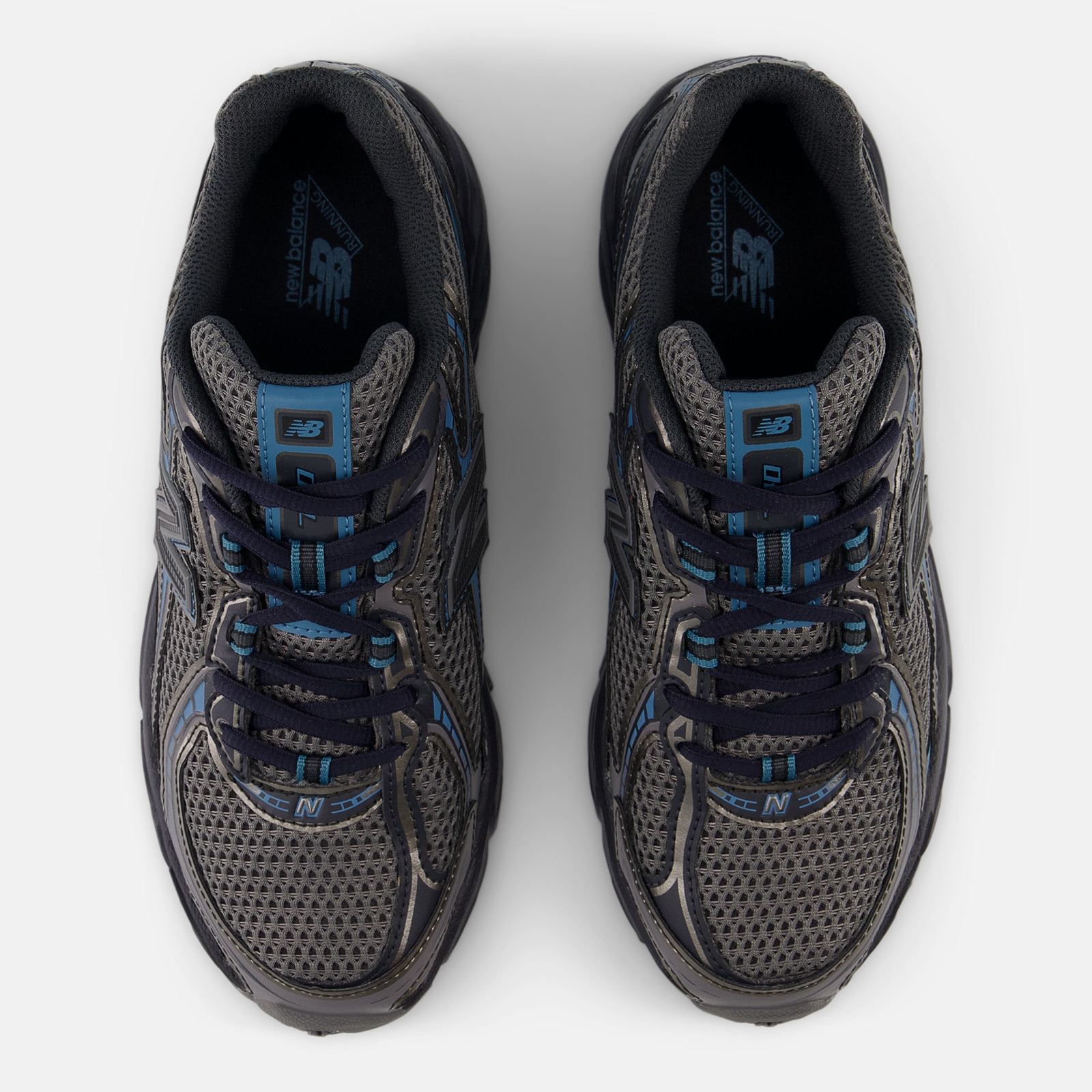 New Balance 740