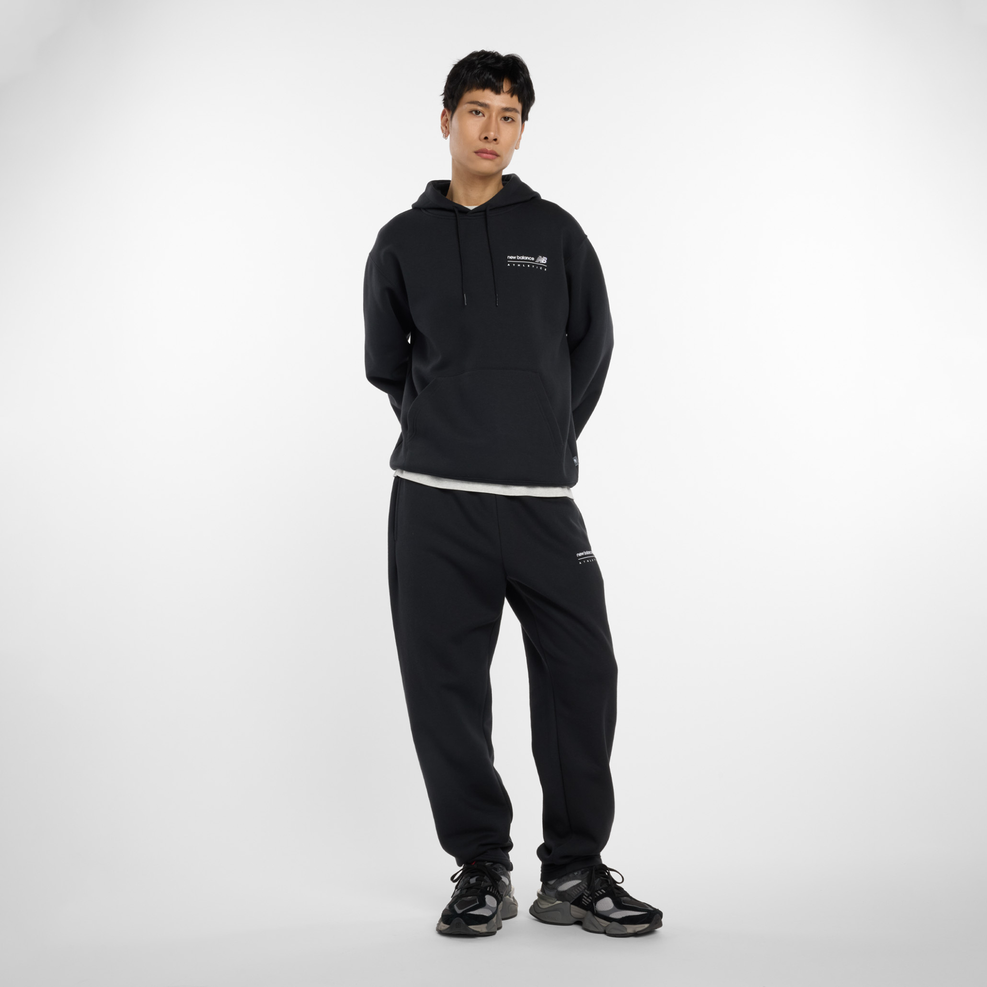 Спортивні брюки Linear Graphic Fleece Pant