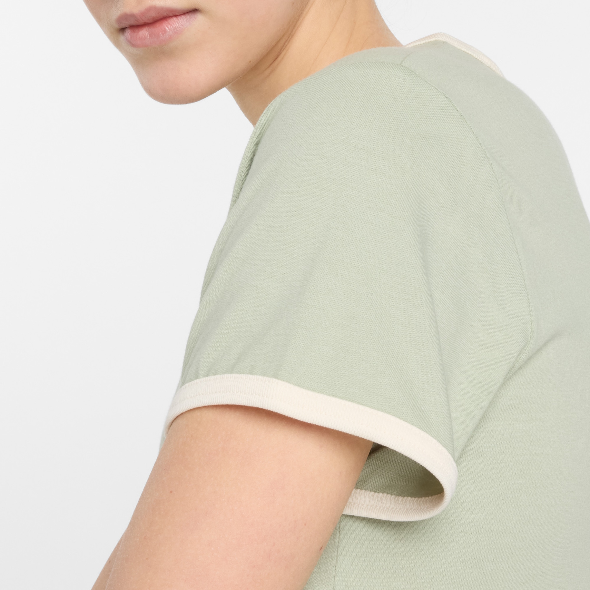 Футболка Linear Heritage