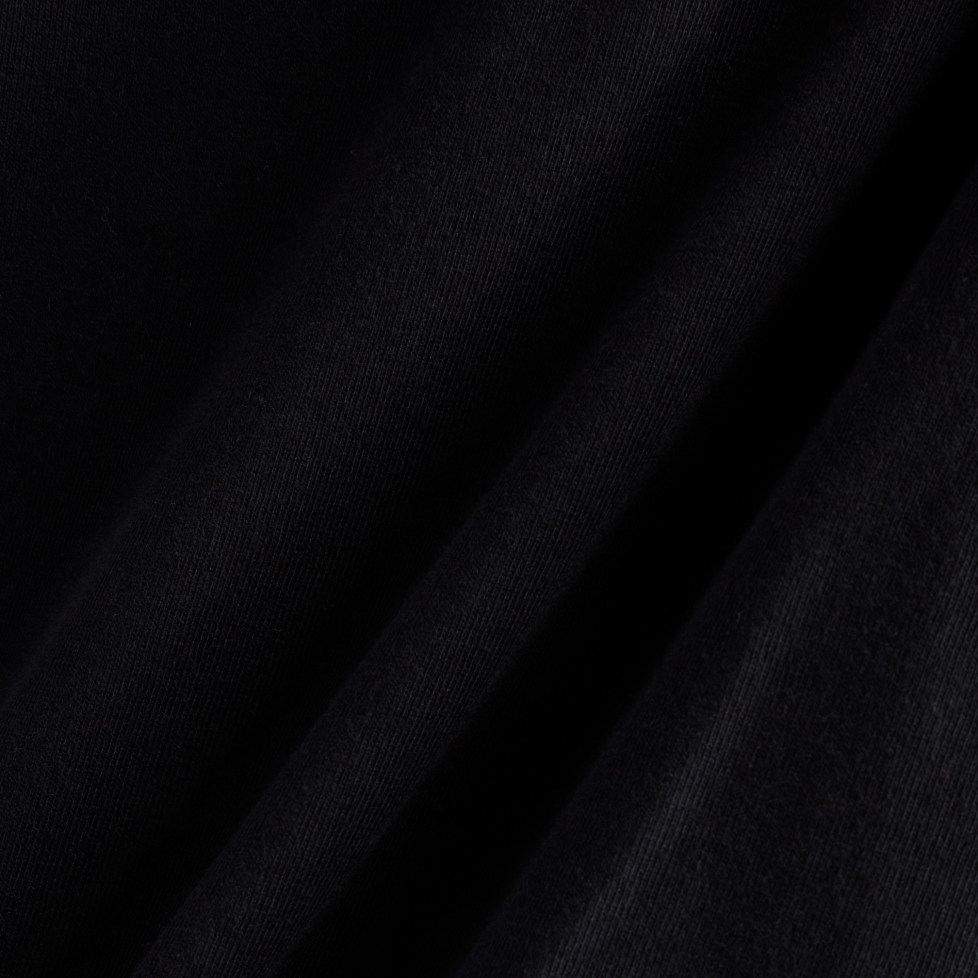 Футболка Linear Heritage