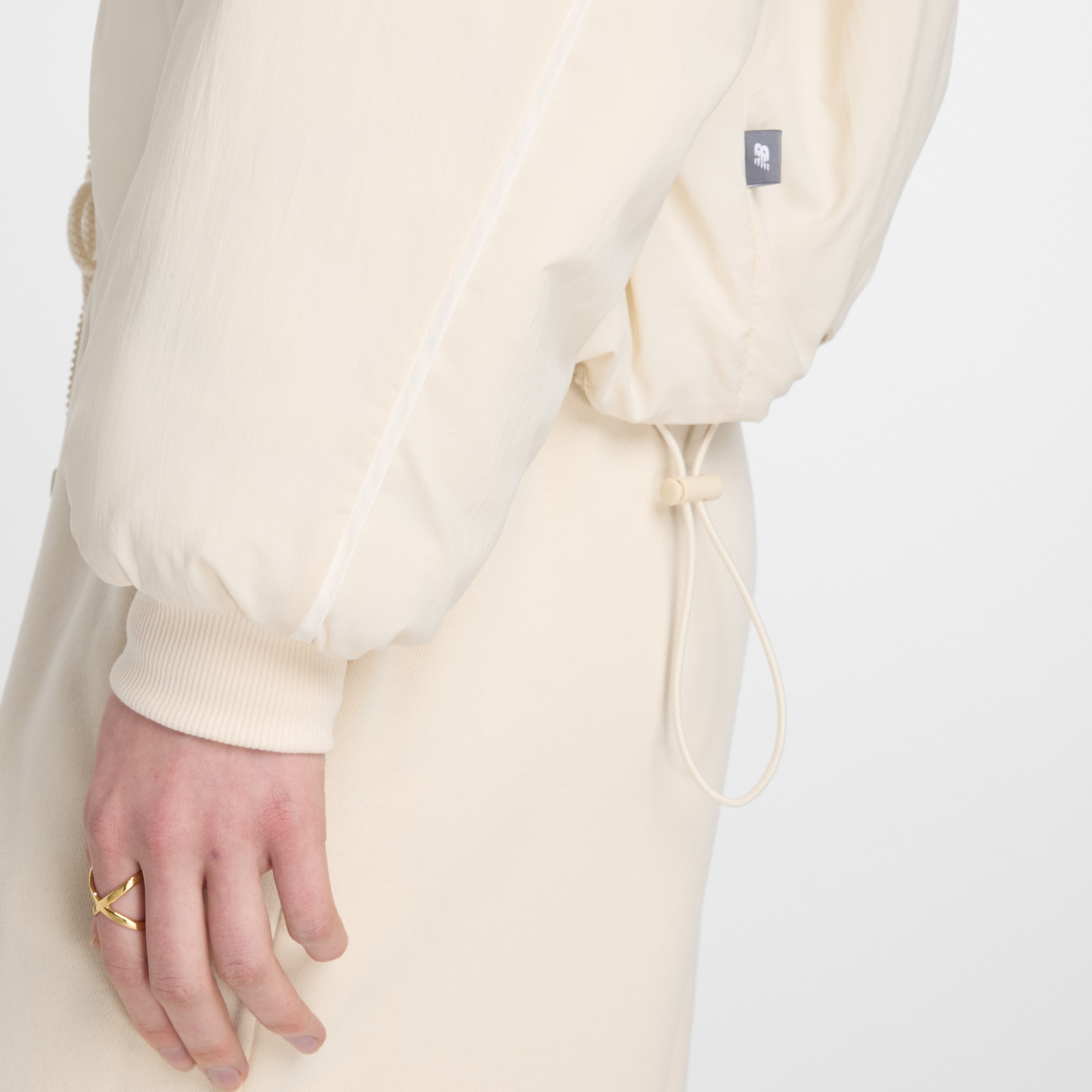 Бомбер Reimagined Woven