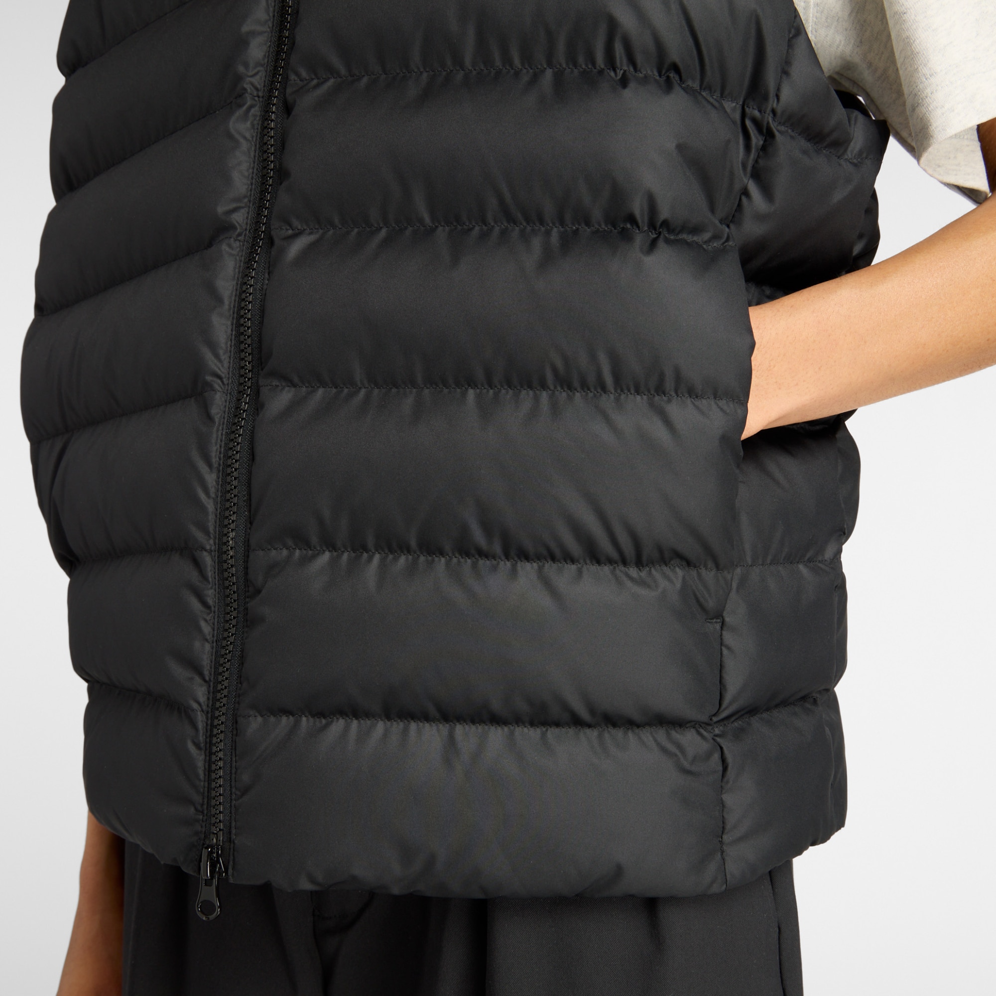 Жилет Puffer Vest
