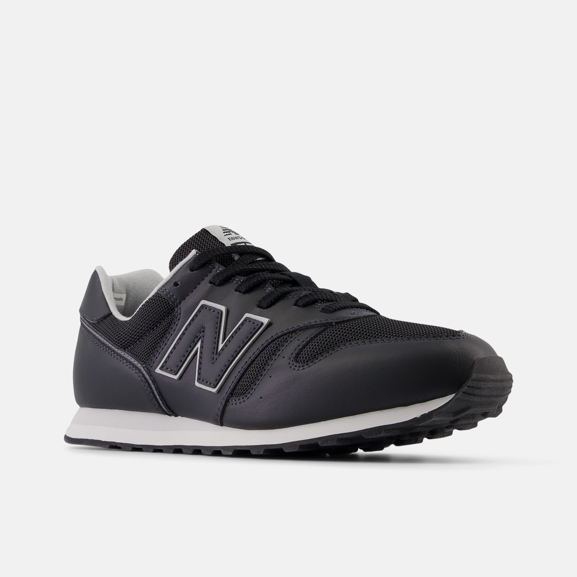 New Balance 373