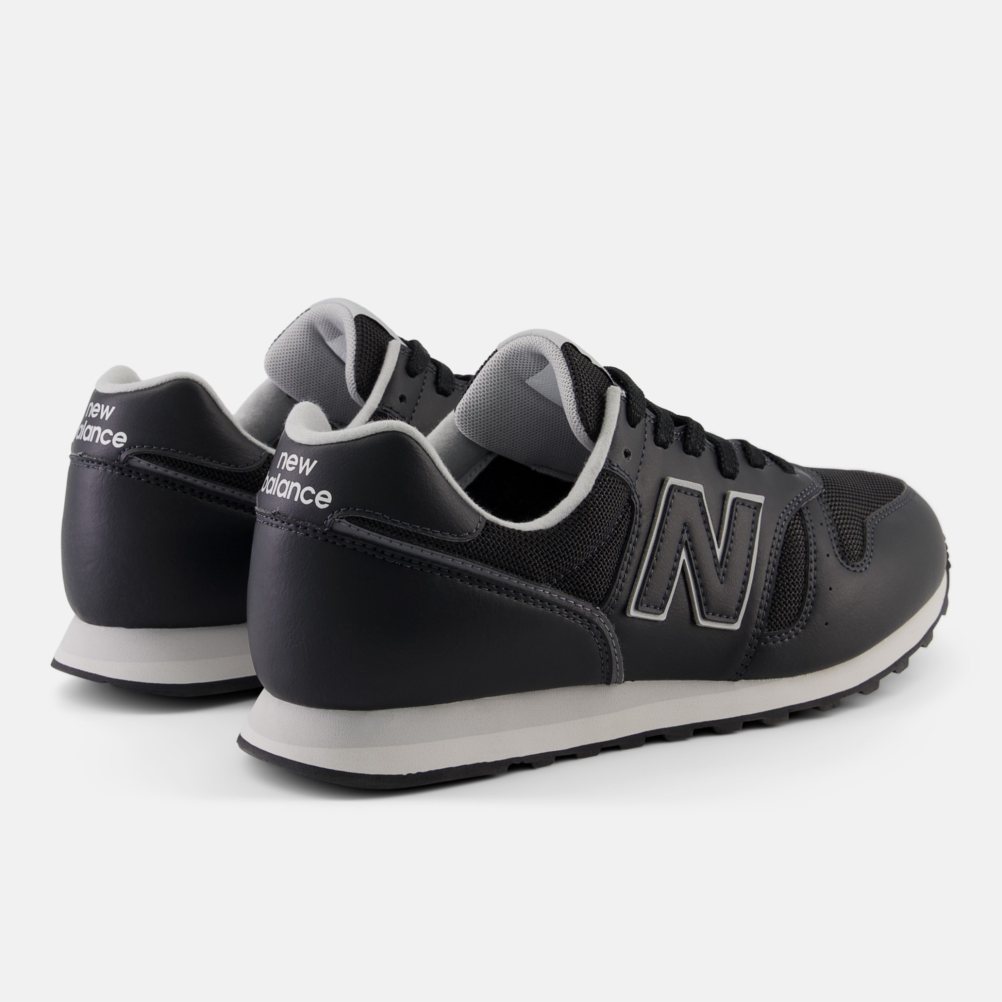 New Balance 373