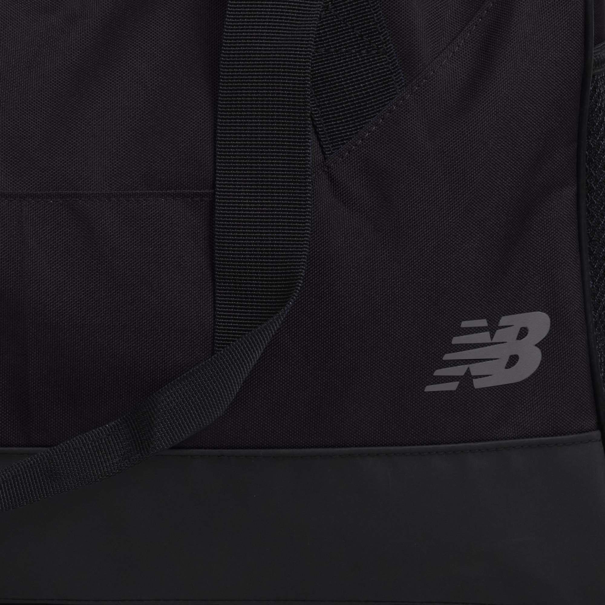 Сумка Essential Medium Duffel