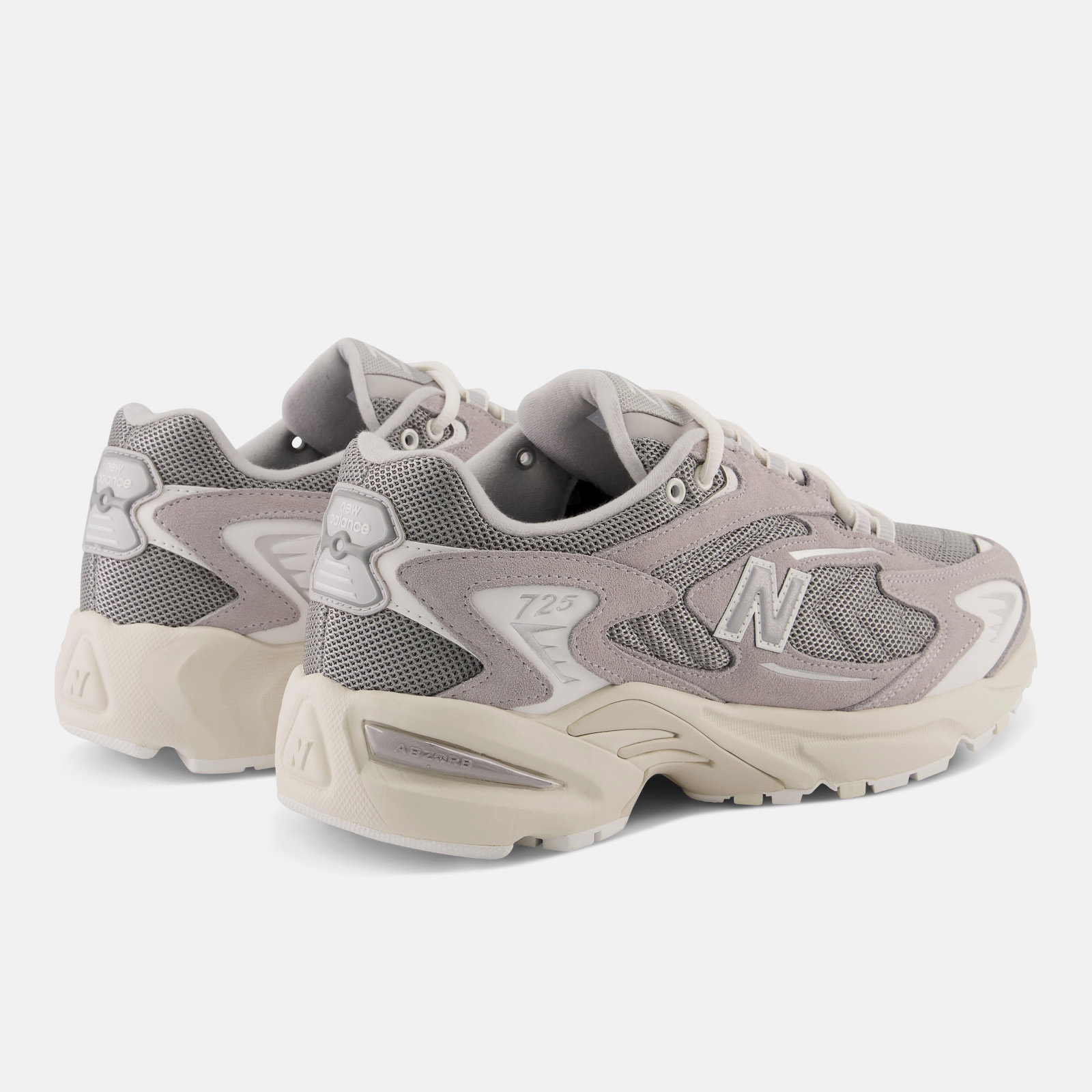 New Balance 725