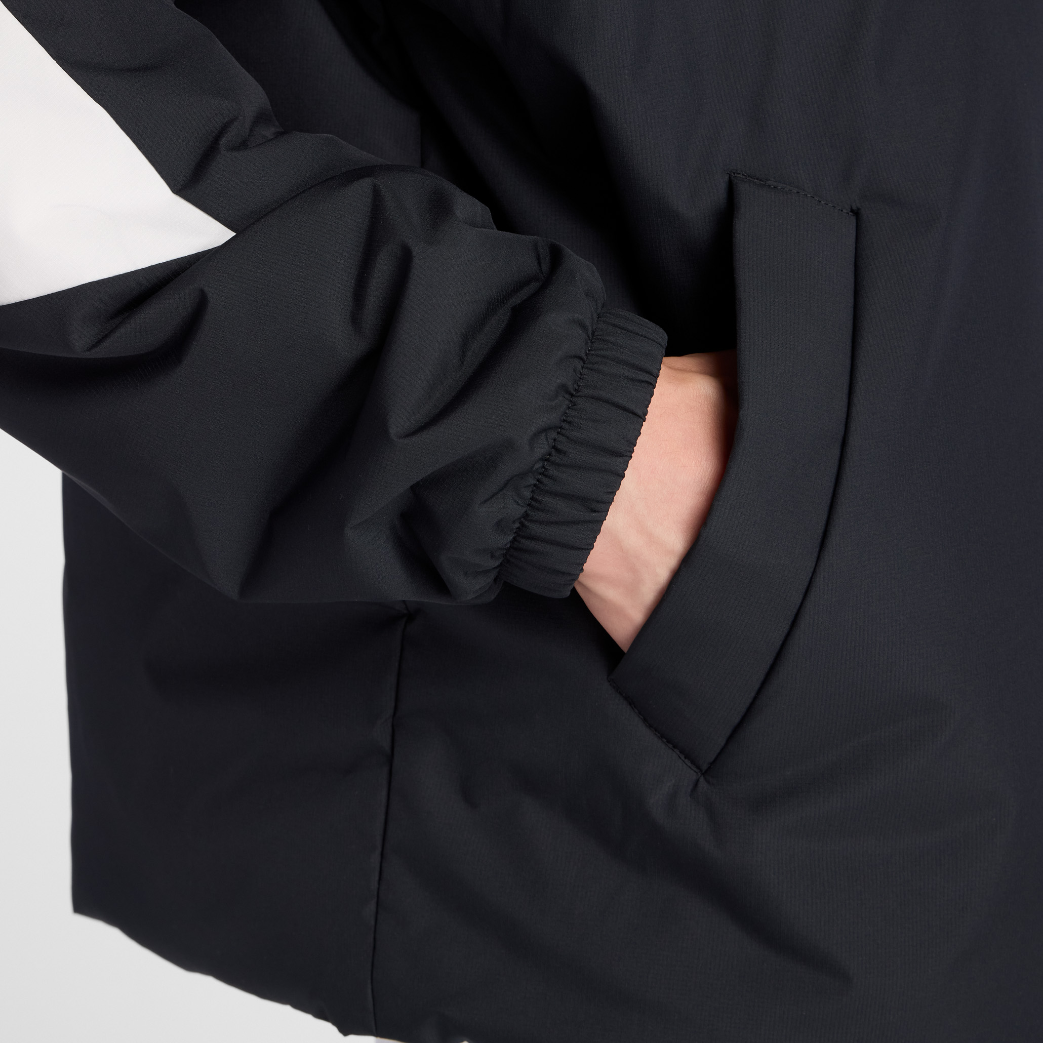 Куртка Windbreaker