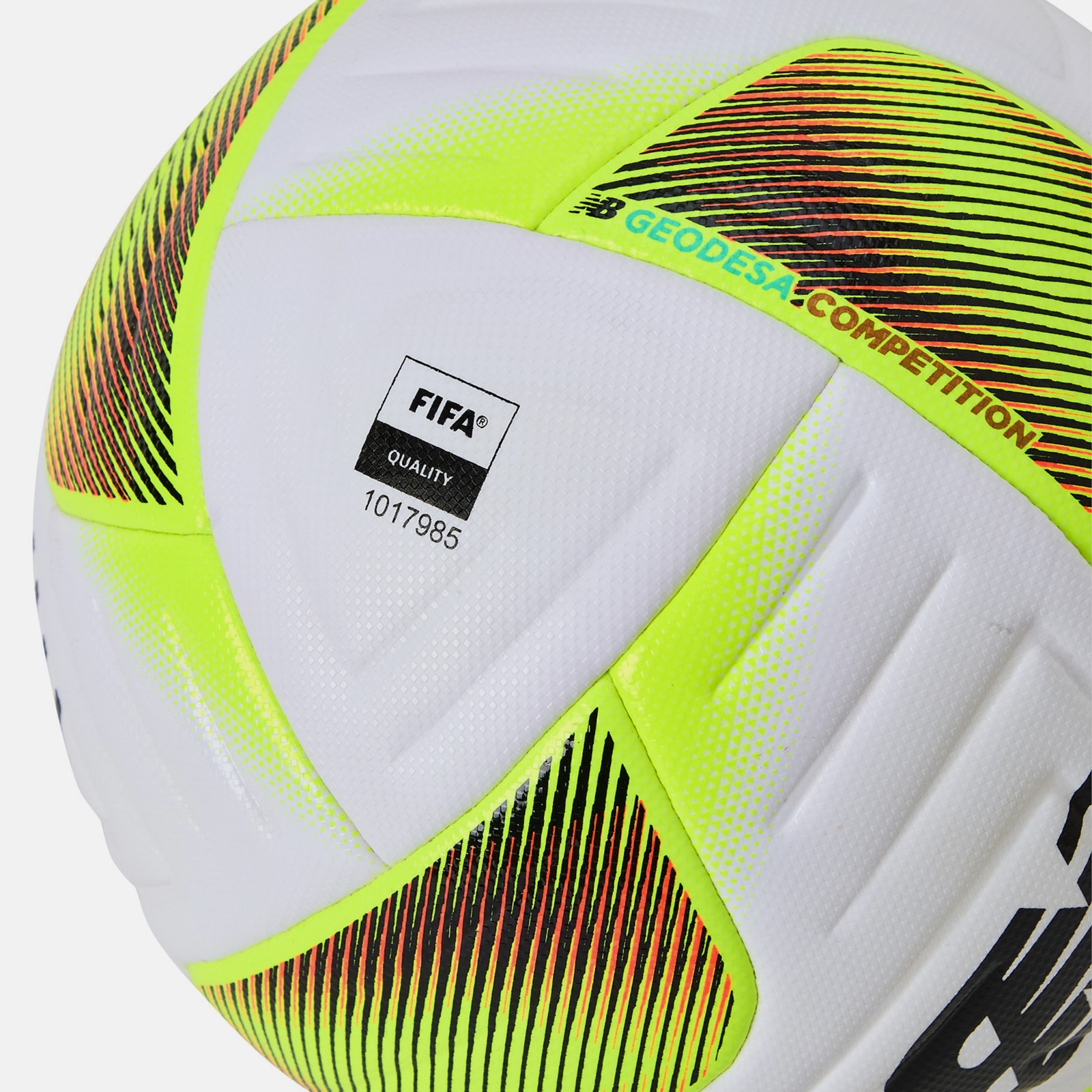 М’яч Geodesa FIFA Quality