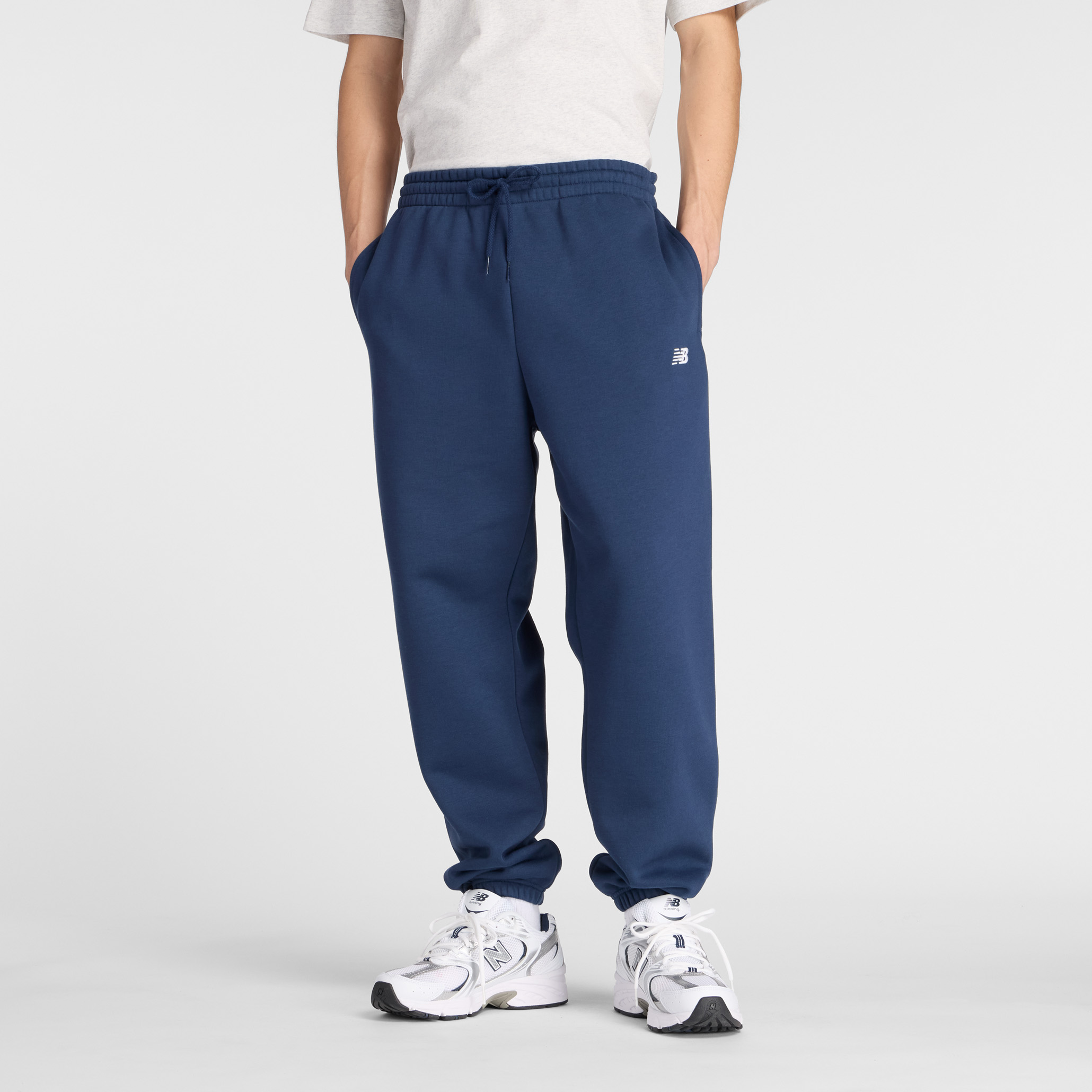 Спортивні брюки Sport Essentials Fleece