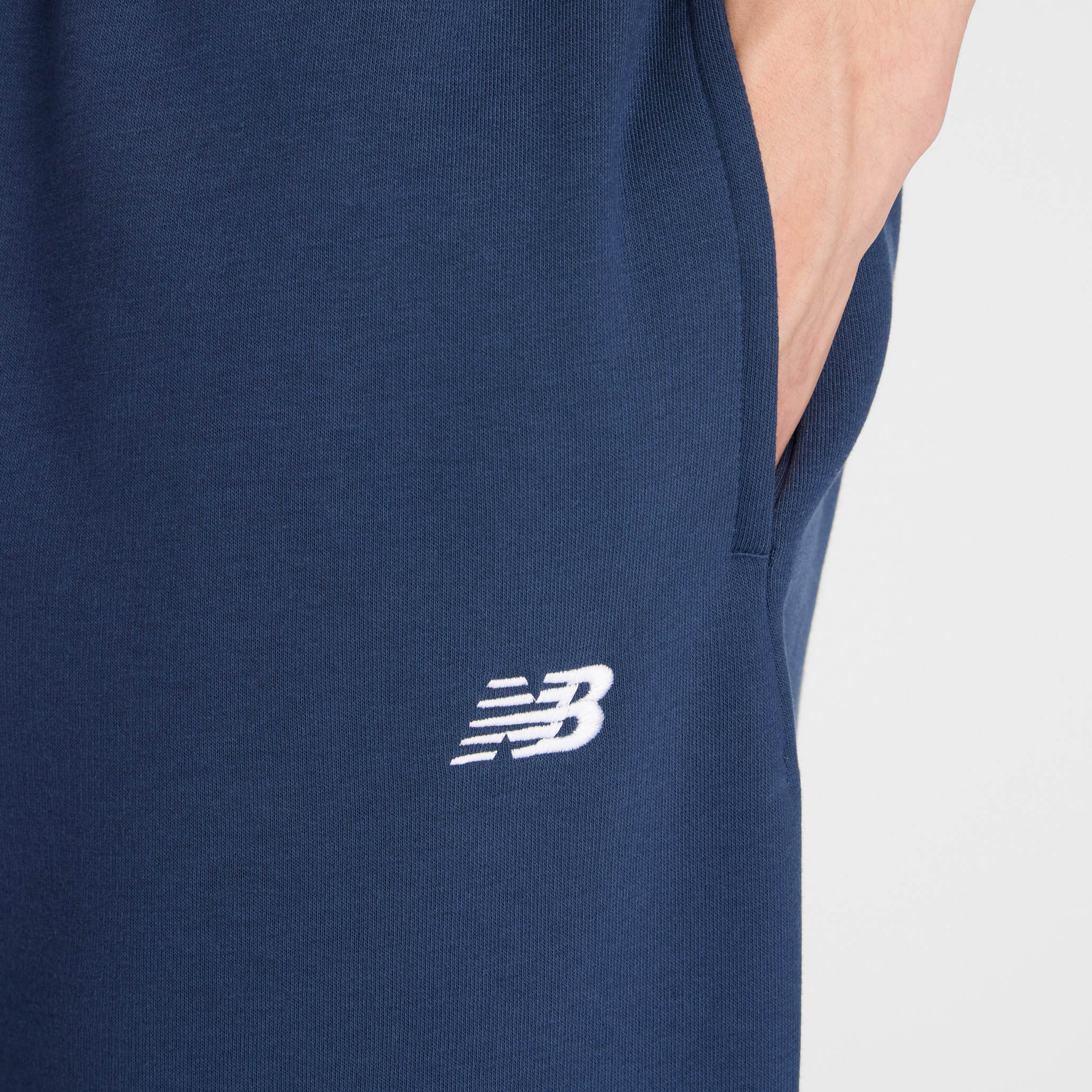 Спортивні брюки Sport Essentials Fleece