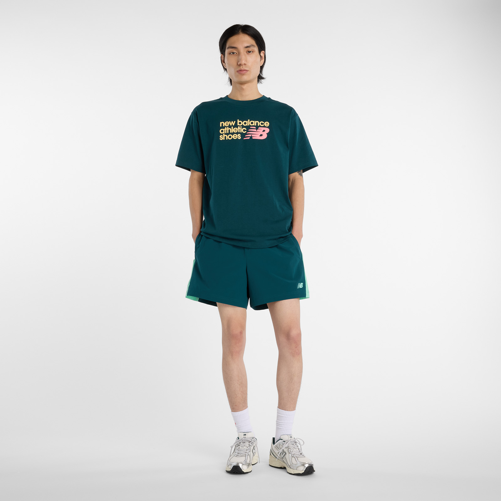 Футболка Athletics Premium Relaxed Chest Logo