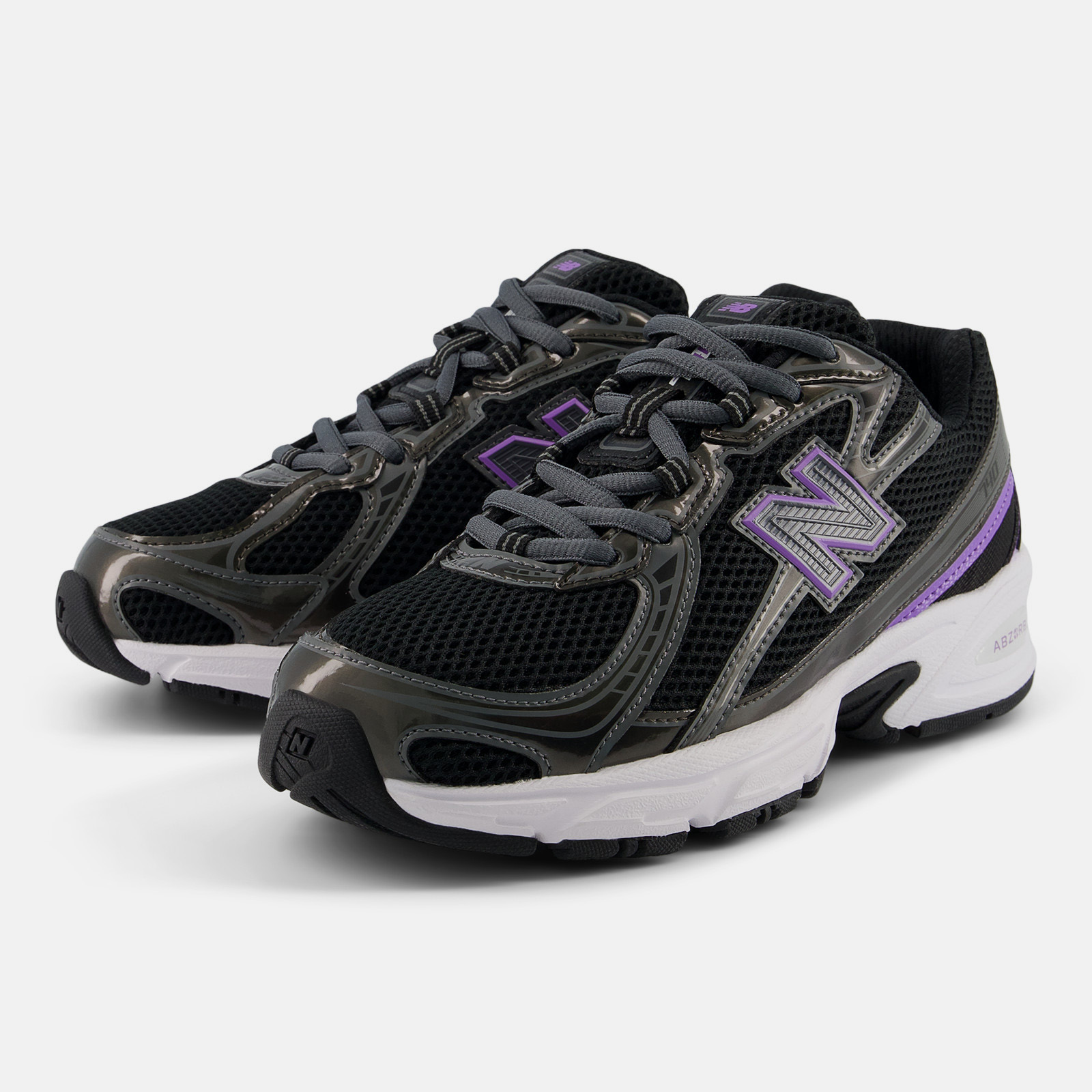 Дитячі New Balance 740
