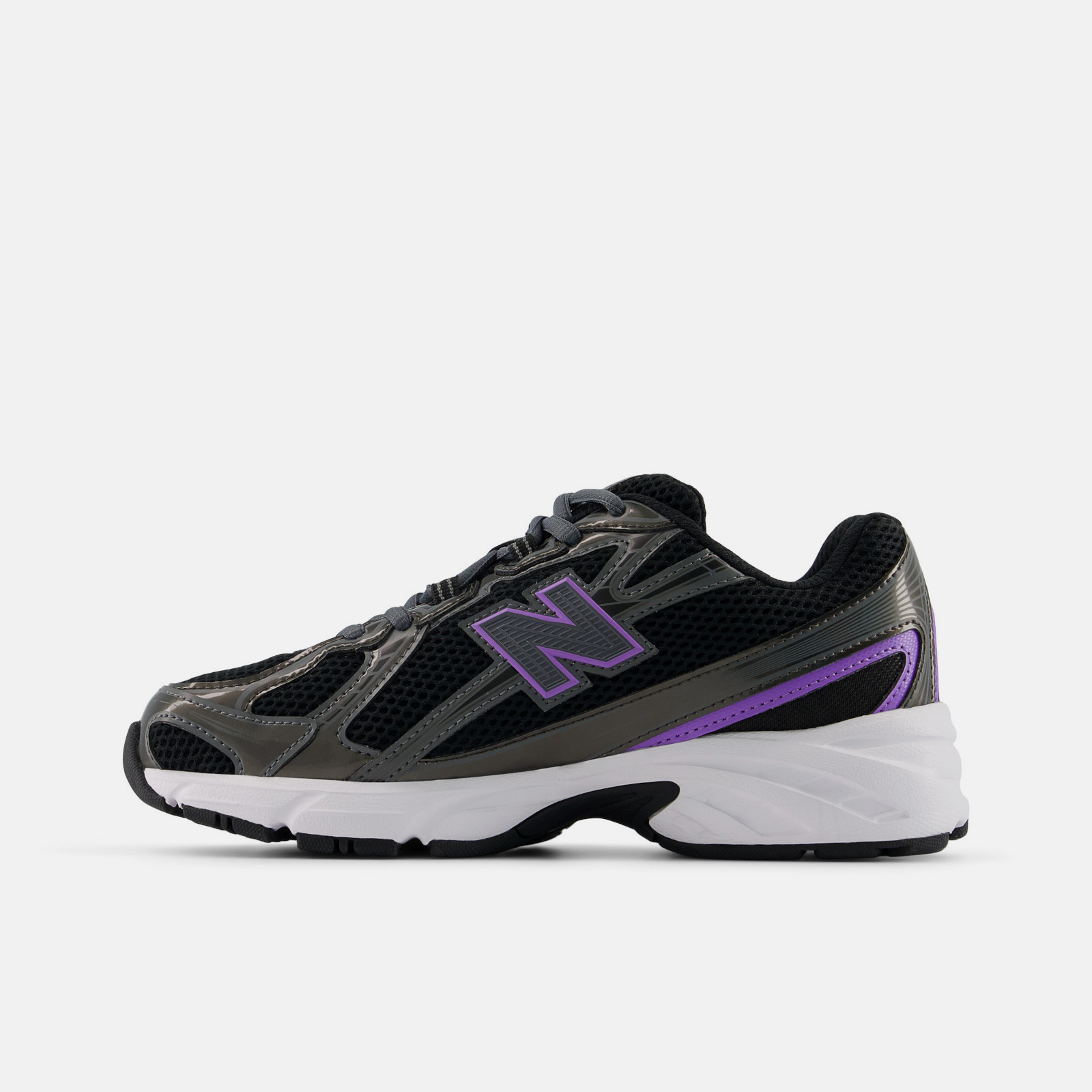 Дитячі New Balance 740