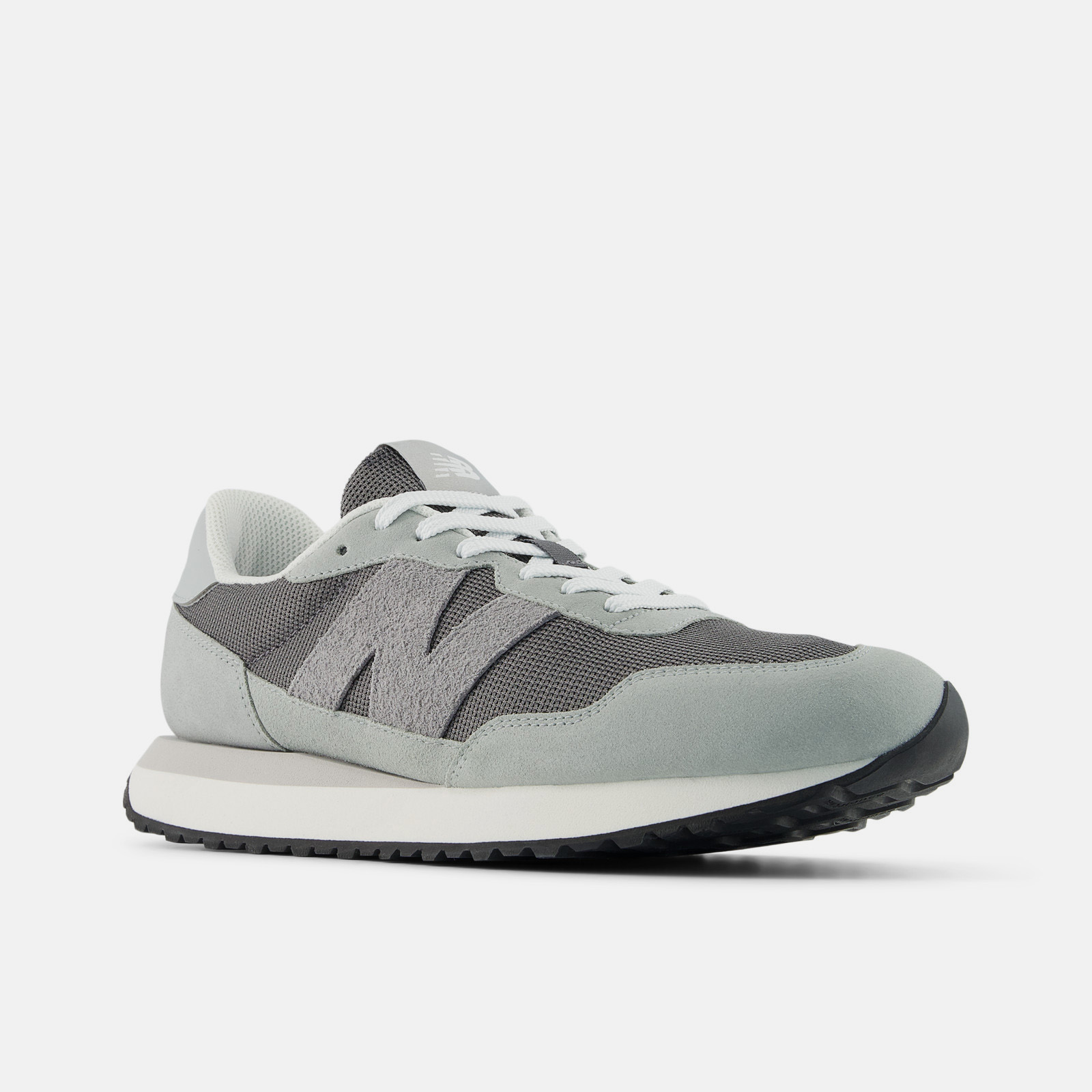 New Balance 237