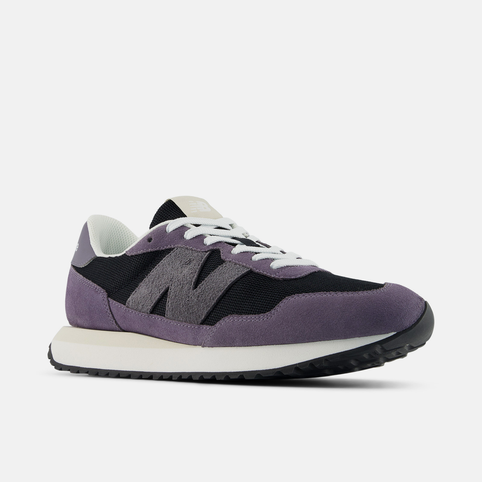 New Balance 237