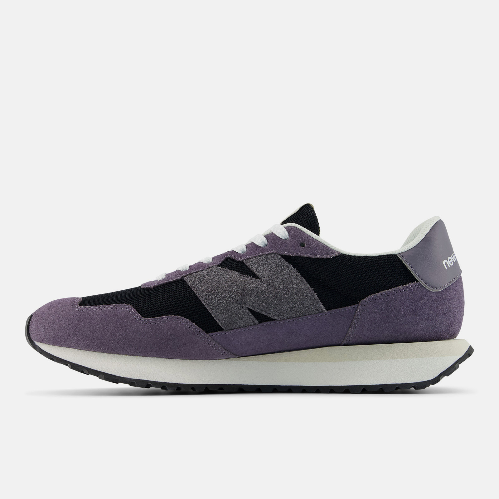New Balance 237