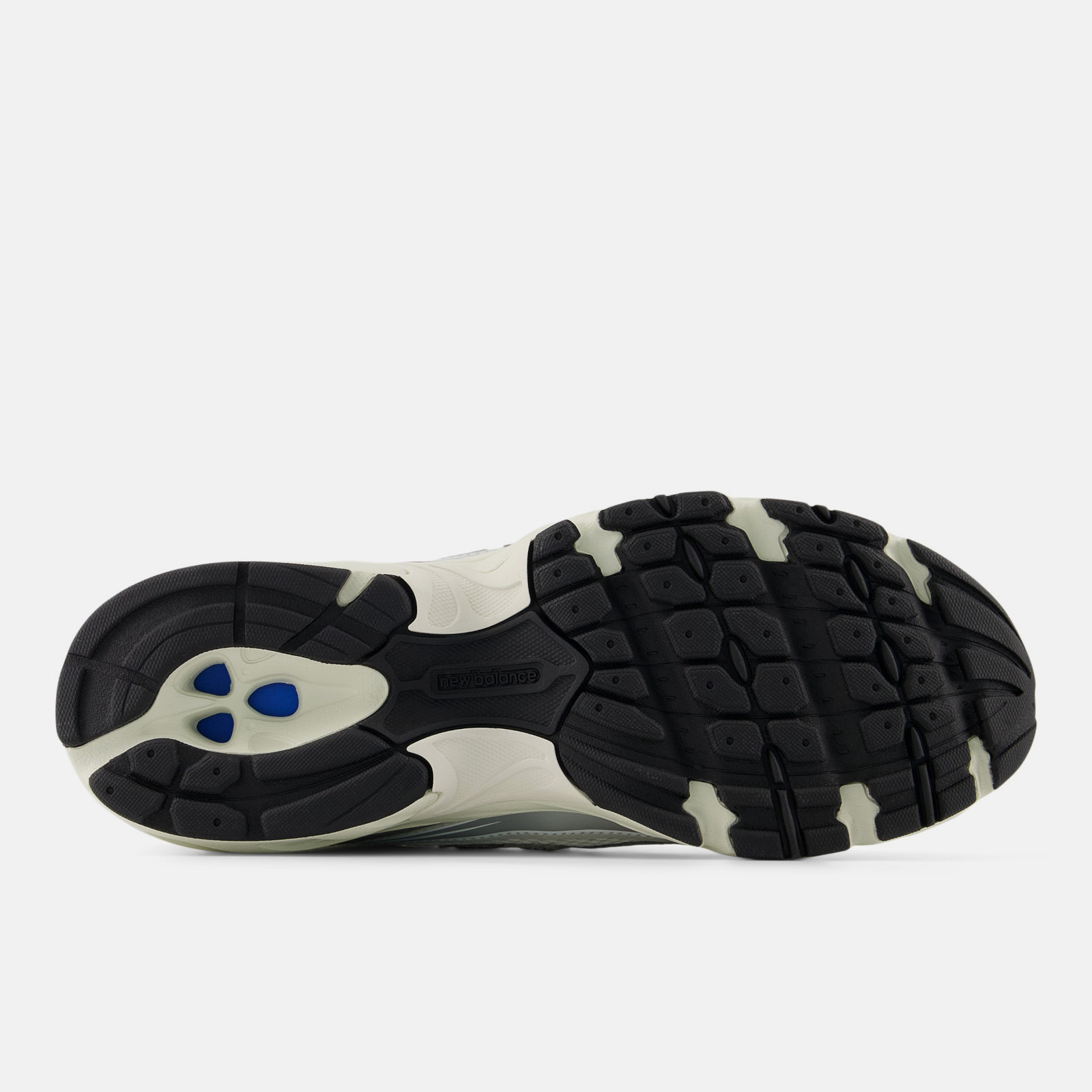 New Balance 740