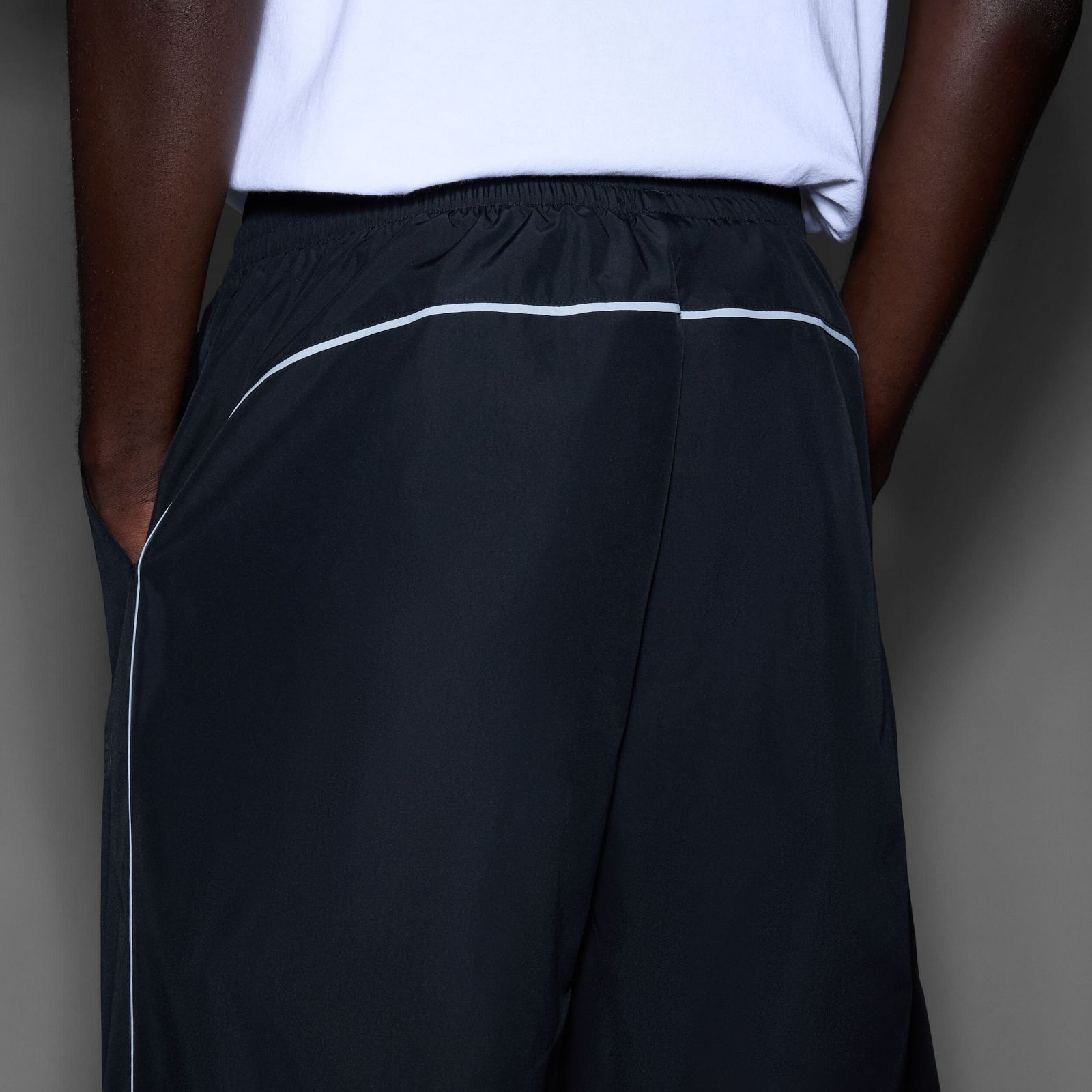 Спортивні брюки Elusive Shell